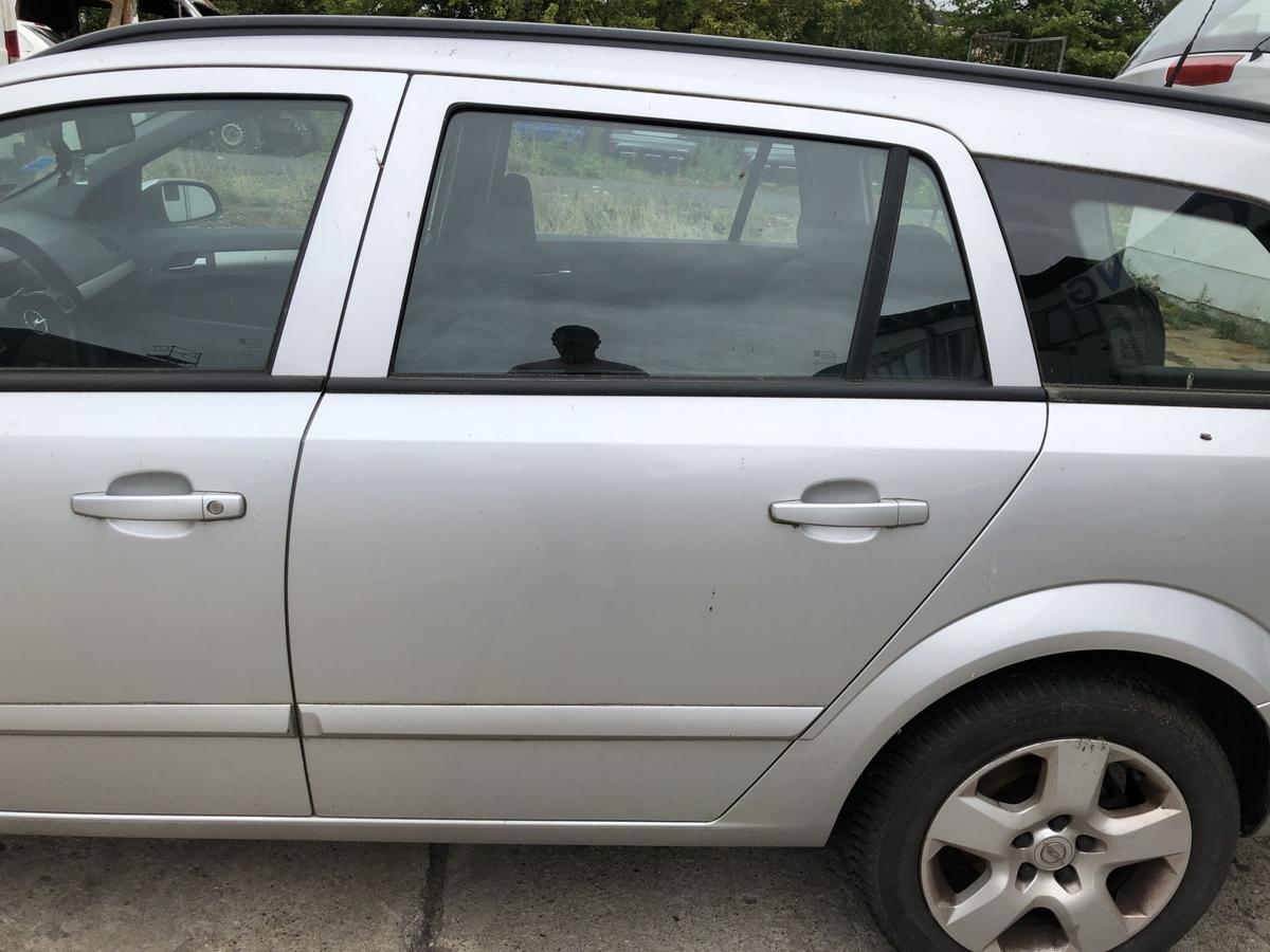 Opel Astra H Caravan T&uuml;r hinten links Fondt&uuml;r Kombi im Rohbau 2AU Starsilber