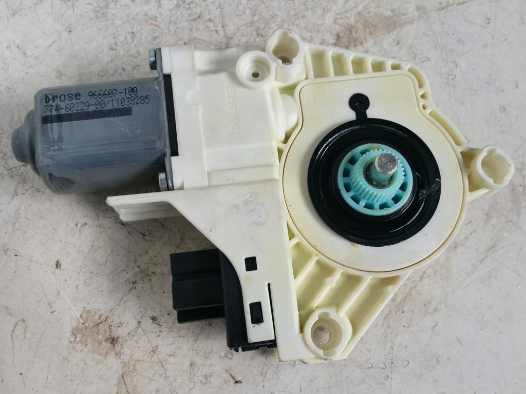 Audi A4 8K B8 Bj.09 original Fensterhebermotor hinten rechts Limo 8K0959812