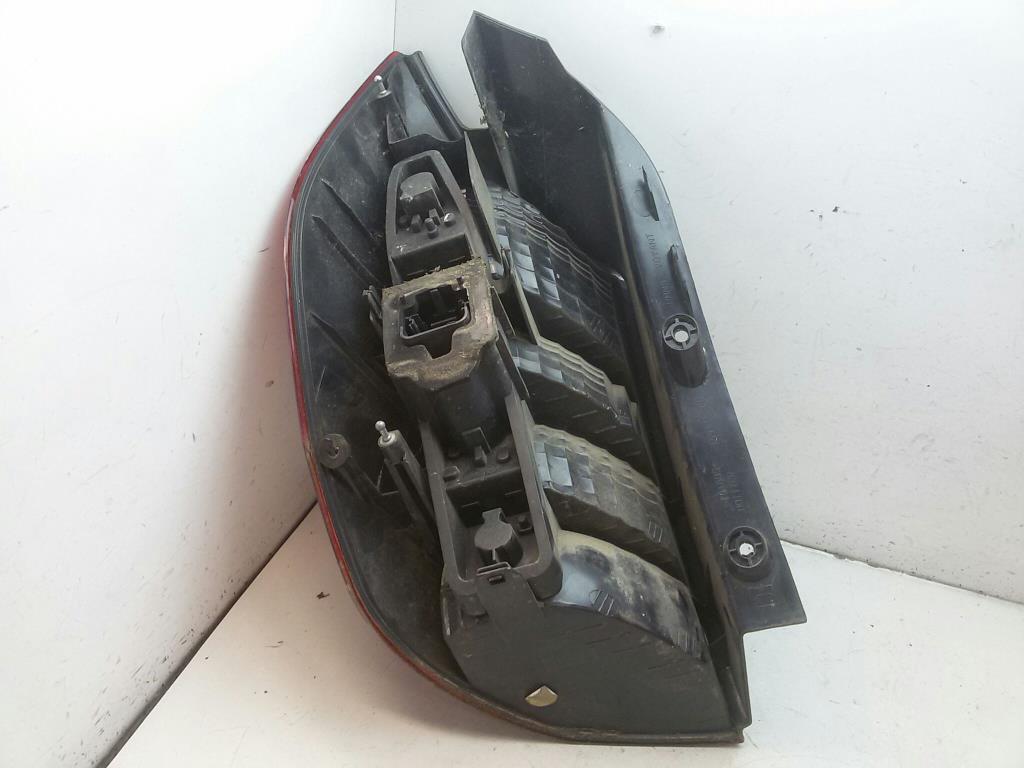 Renault Scenic 2 8200493375 Rückleuchte Schlussleuchte rechts BJ2005