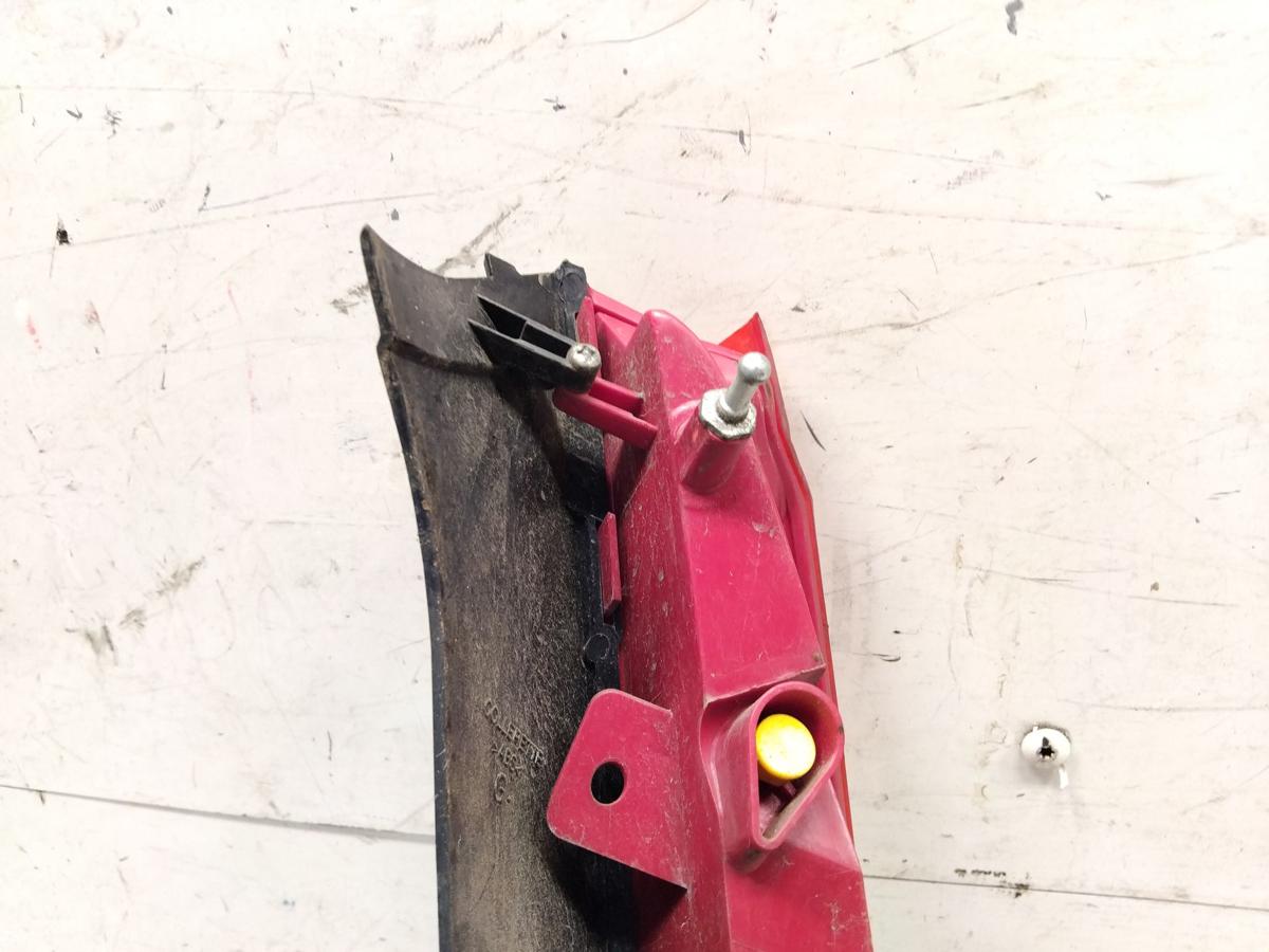 Citroen C5 Kombi original R&uuml;ckleuchte Schlussleuchte links oben BJ2004