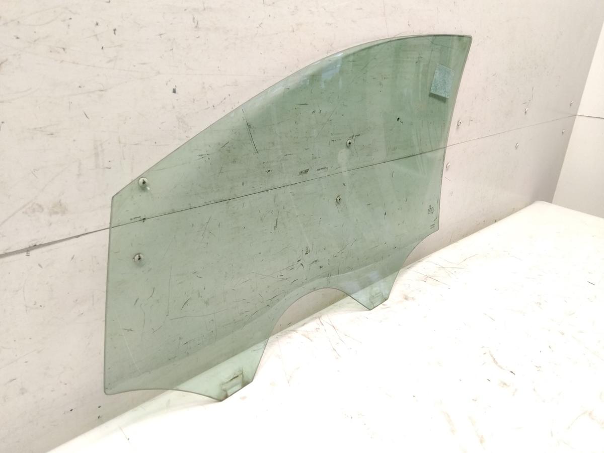 VW Polo 6R original T&uuml;rscheibe vorn rechts 5-t&uuml;rig gr&uuml;ncolor BJ2011