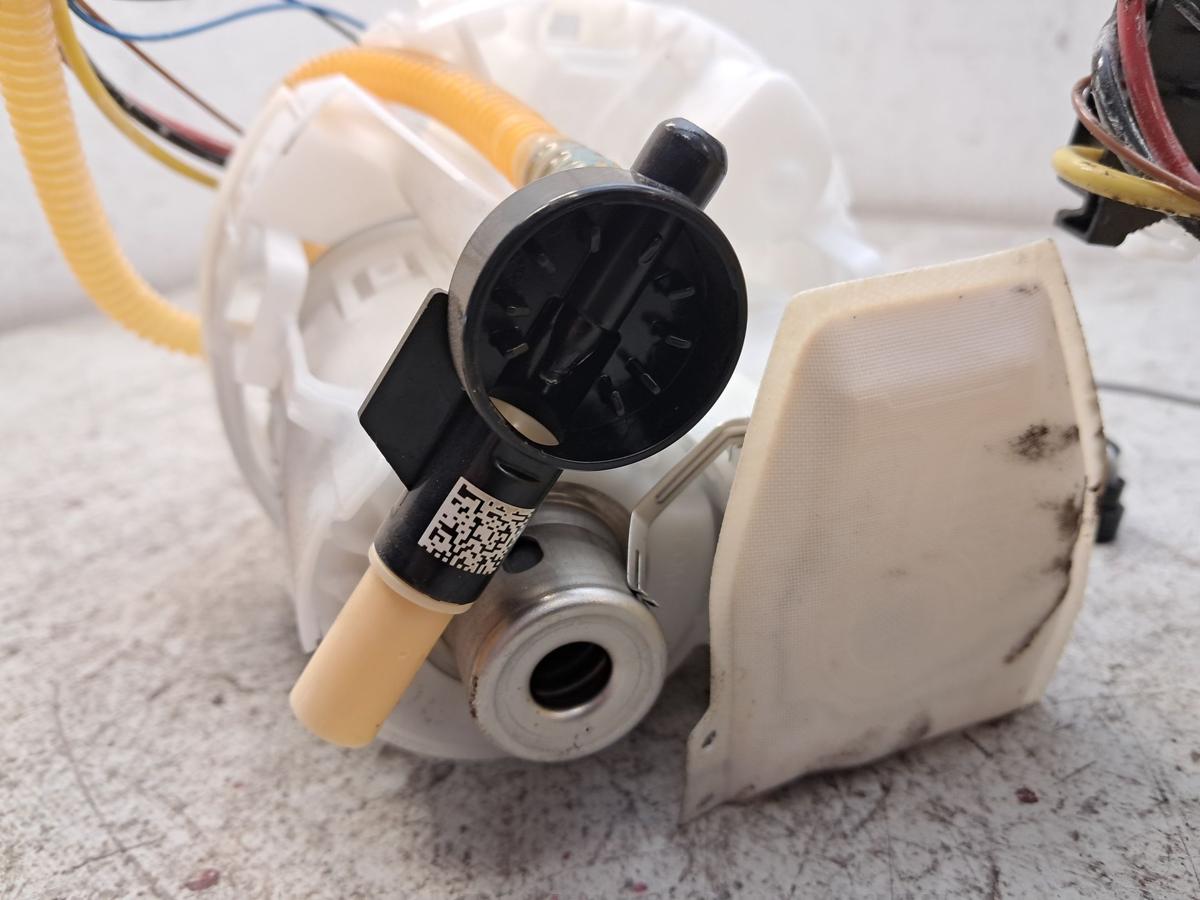 BMW X3 XDrive30e G01 G08 original Benzinpumpe Kraftstoffpumpe 7401428 Bj.2023