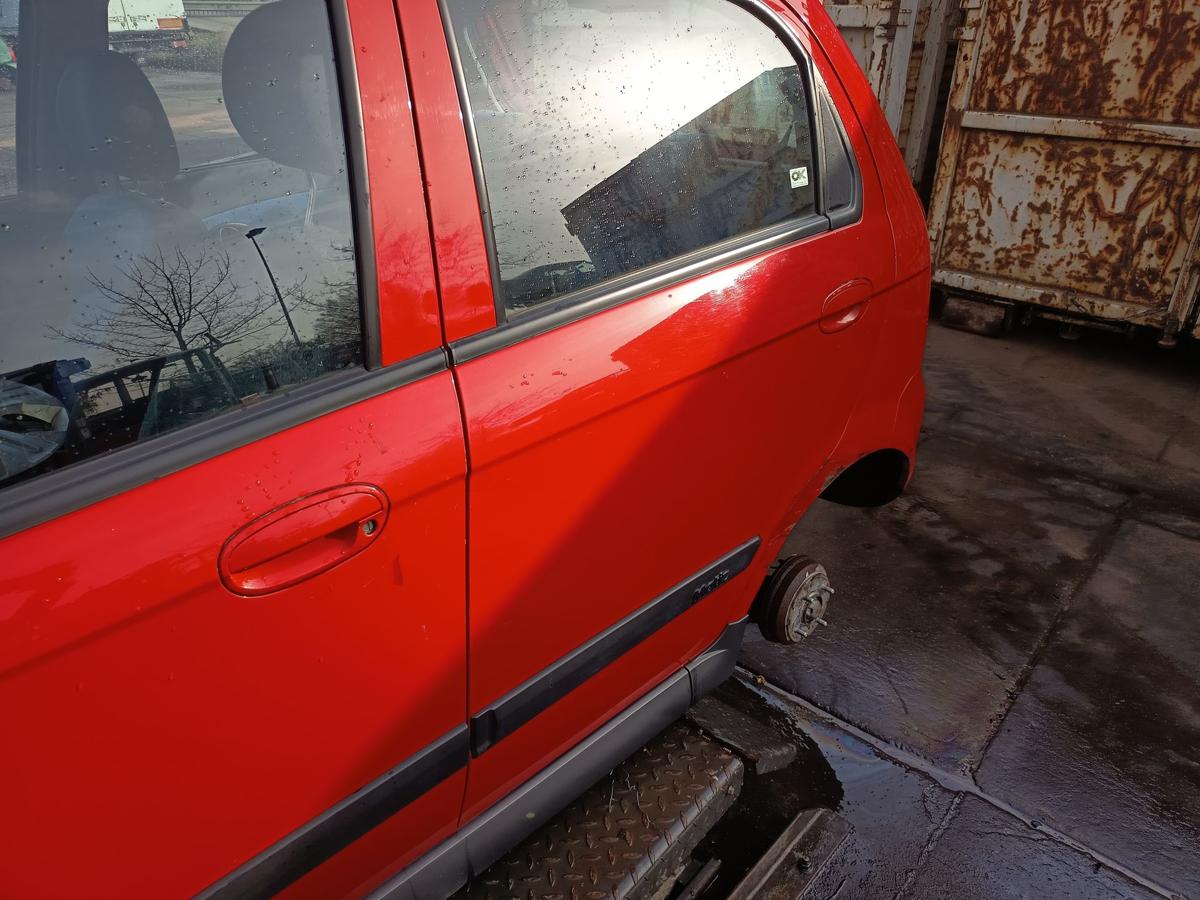 Chevrolet Matiz M200 original T&uuml;r hinten links Fond 71U Super red Bj 2009