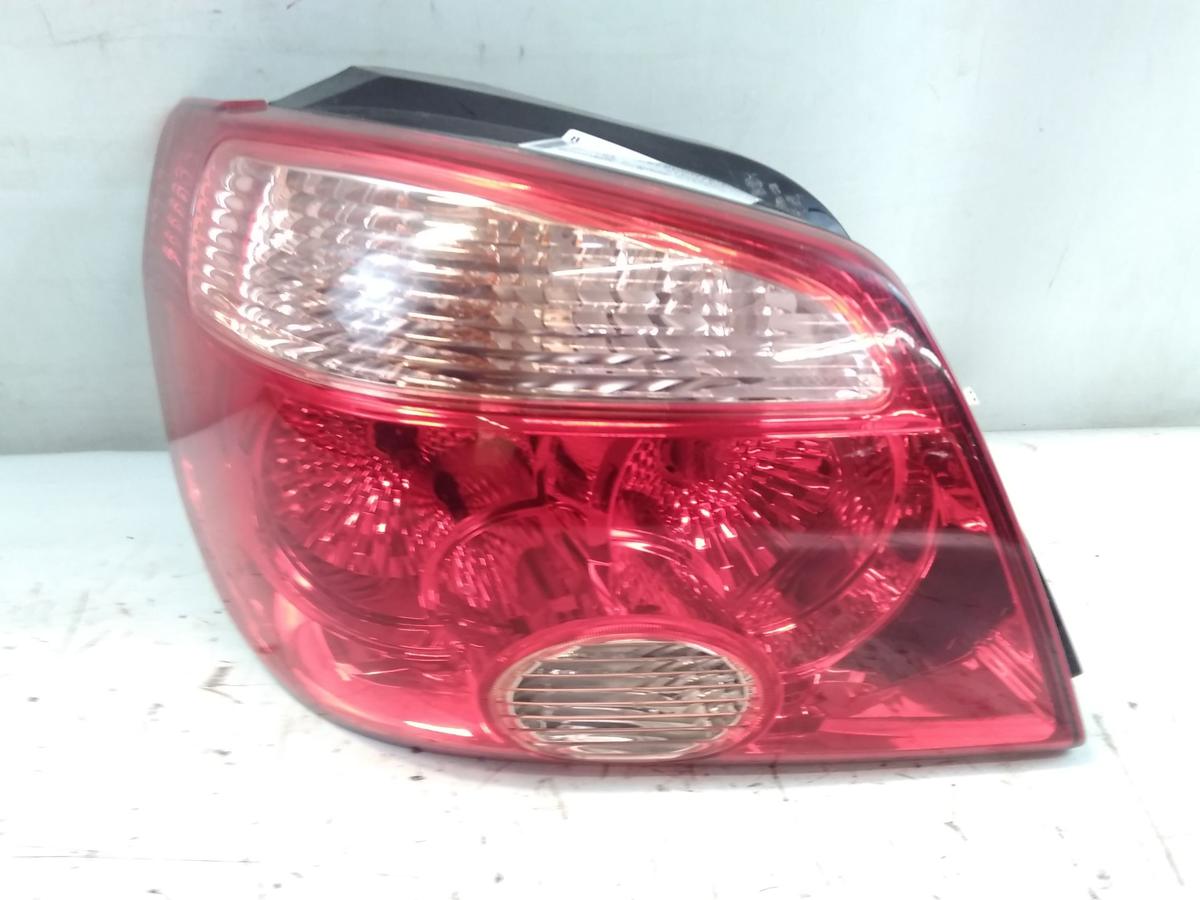 Mitsubishi Outlander 1 CU0W original Rückleuchte Heckleuchte links Bj.2004