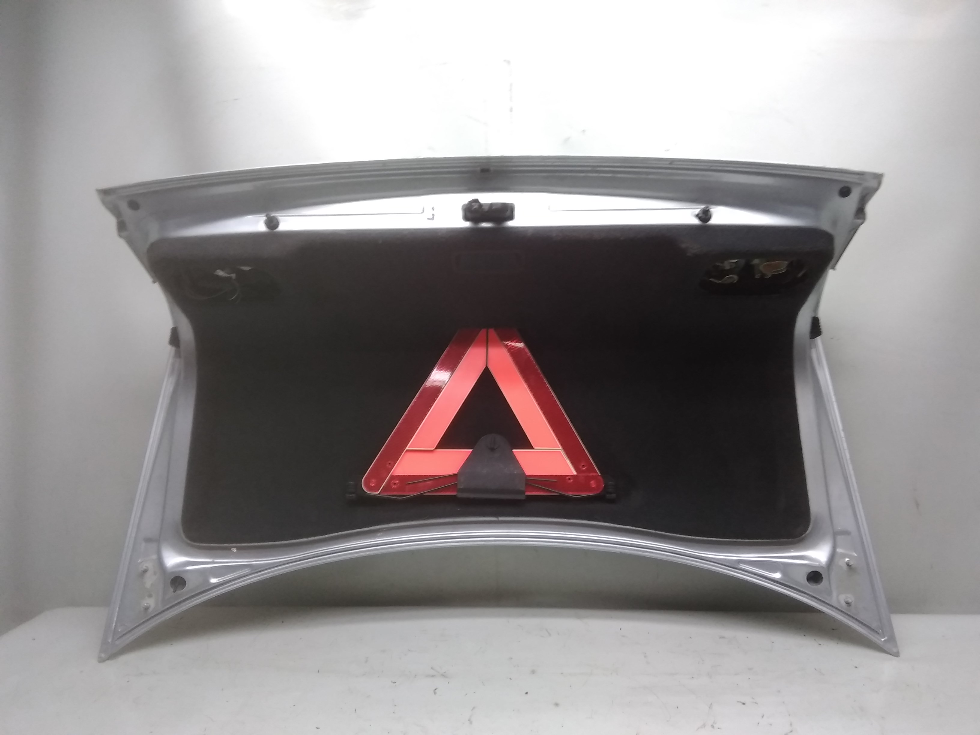 Audi A8 D2 original Heckklappe LY7M Alusilber Metallic mit GPS Antenne BJ1996