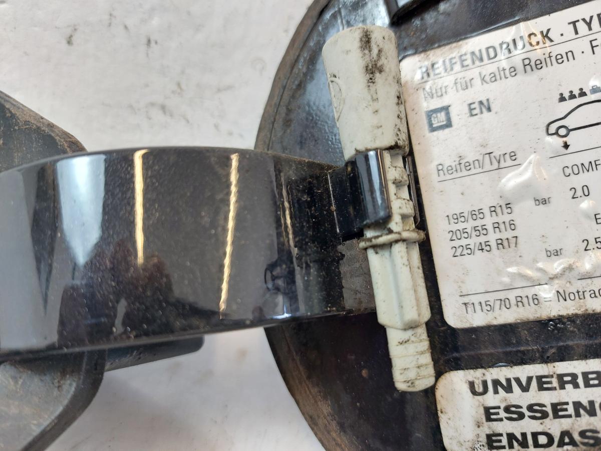 Opel Astra H GTC Tankklappe Tankdeckel Tankverschluss Z20R Saphirschwarz