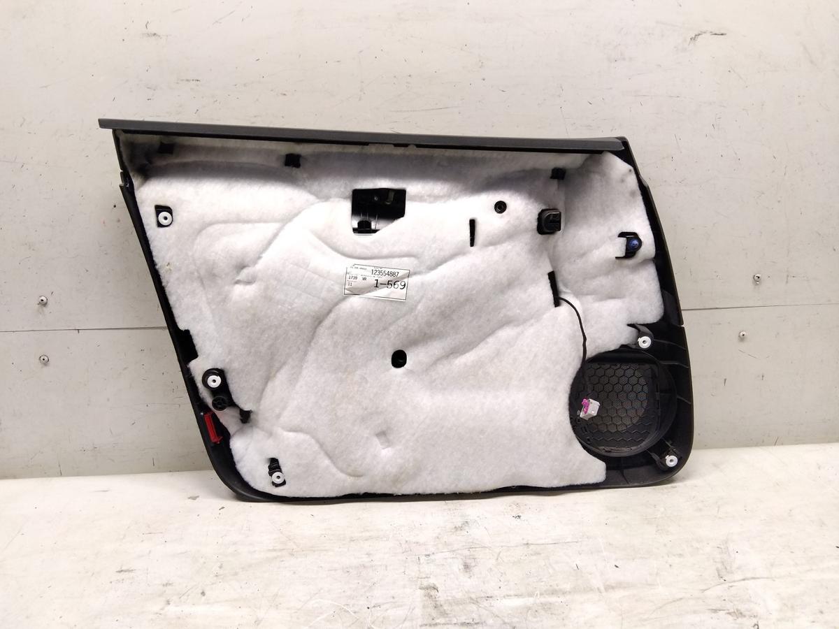 Audi A3 8P Sportback Facelift original T&uuml;rverkleidung vorn rechts Bj.2013