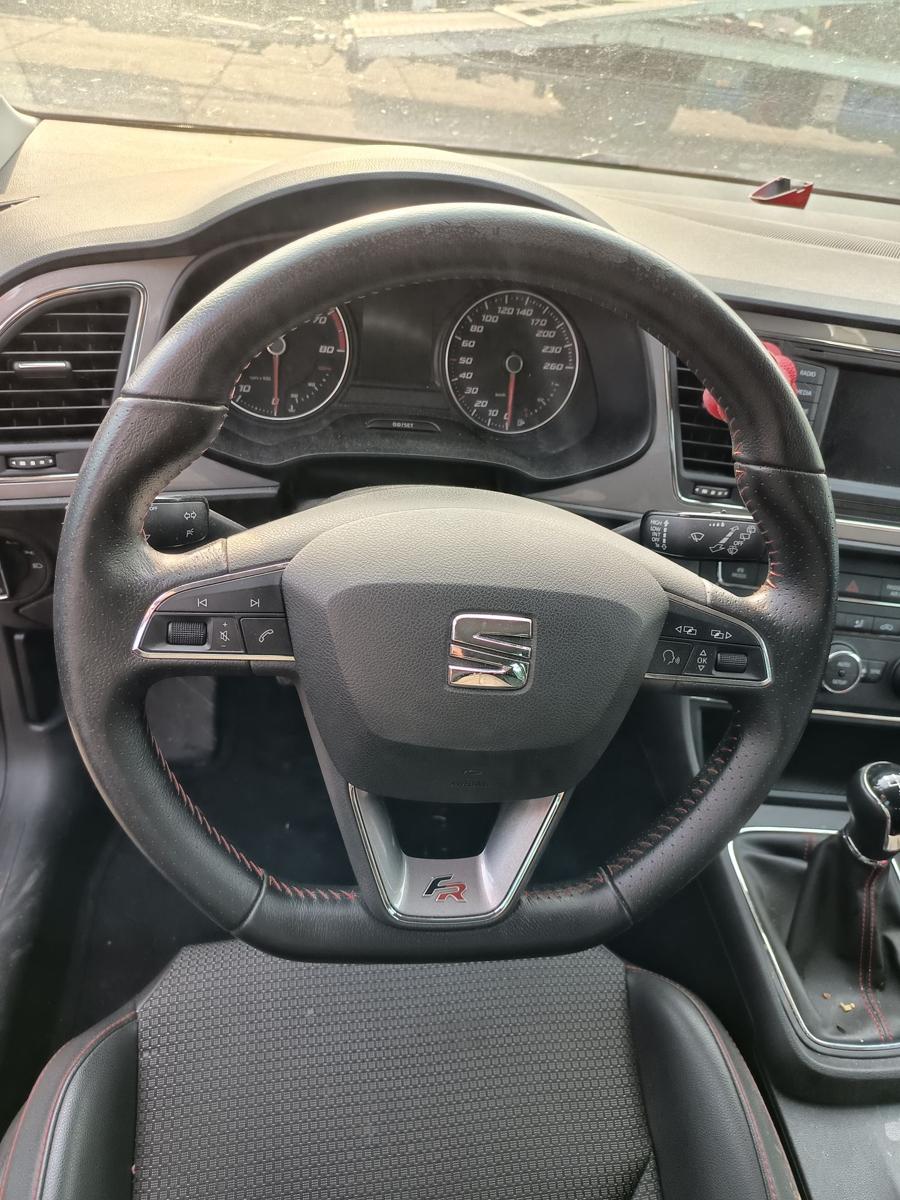 Seat Leon ST 5F original FR Lenkrad Leder Multifunktion Sportlenkrad EZ2015