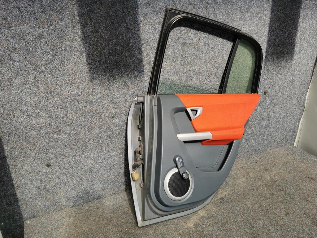 Smart ForFour (454) BJ 2004 T&uuml;r hinten rechts 04-06