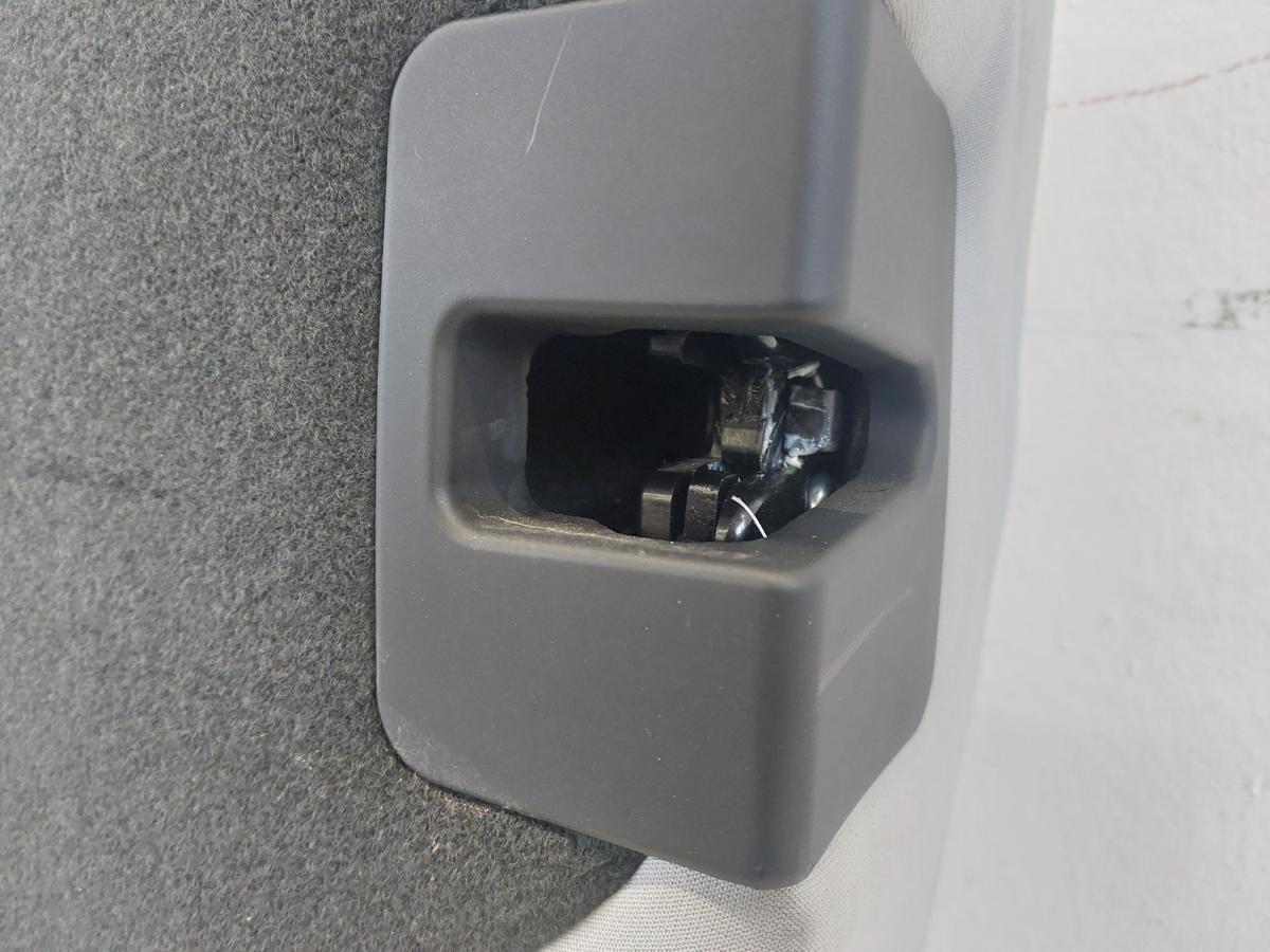 NIO EL6 Elektro SUV R&uuml;ckenlehne R&uuml;cksitzlehne hinten rechts Einzel Kunstleder