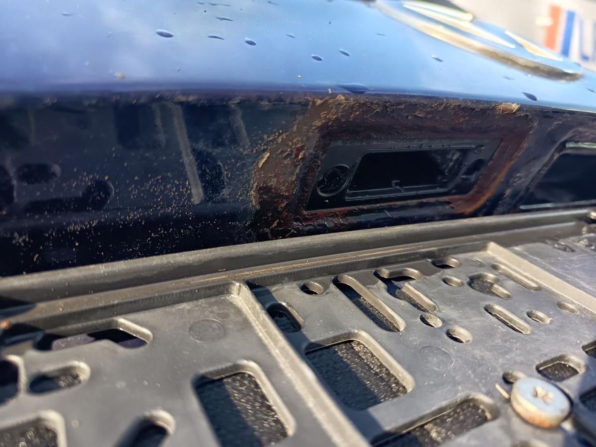 VW Touran 1T original Heckklappe mit Scheibe Rost B5N Indigoblau Bj 2006