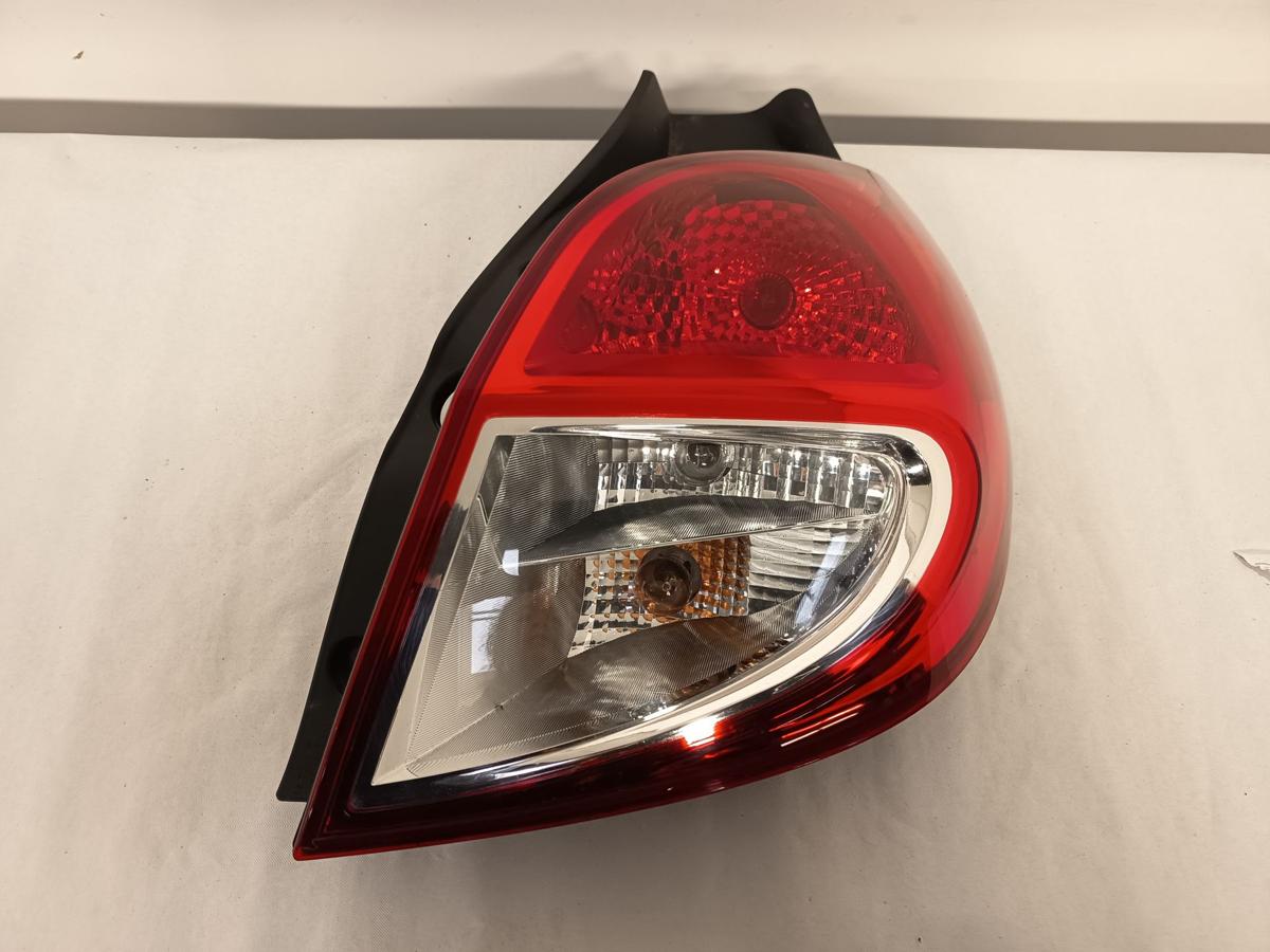 Renault Clio III Bj 2012 original Rück-Schluss-Heckleuchte rechts 8200886946