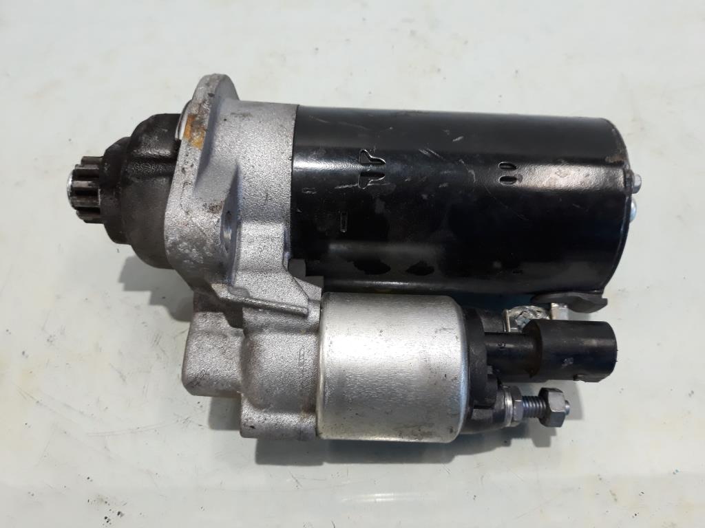 Skoda Rapid NH Anlasser Starter 02Z911023N 0001123028 BOSCH BJ2014