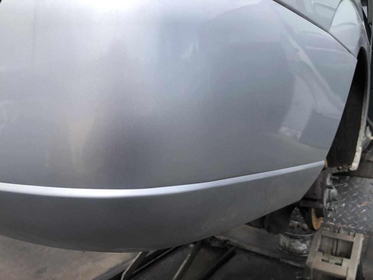 Ford Focus Turnier DNW original Stoßstange Fänger hinte/Heck Polarsilber Bj 2001
