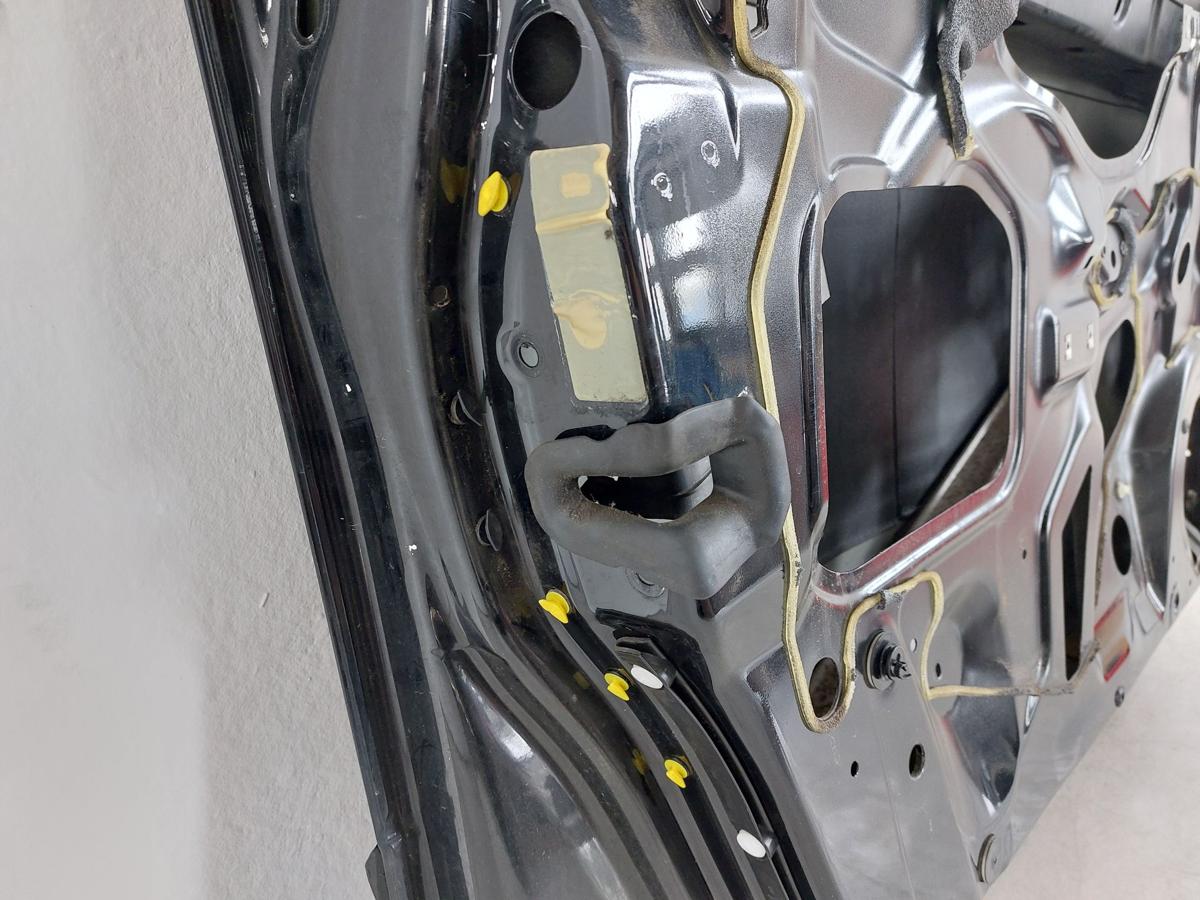Audi A4 8E 8EC B7 Avant T&uuml;r vorn links Fahrert&uuml;r T&uuml;rblatt LZ9Y Phantomschwarz