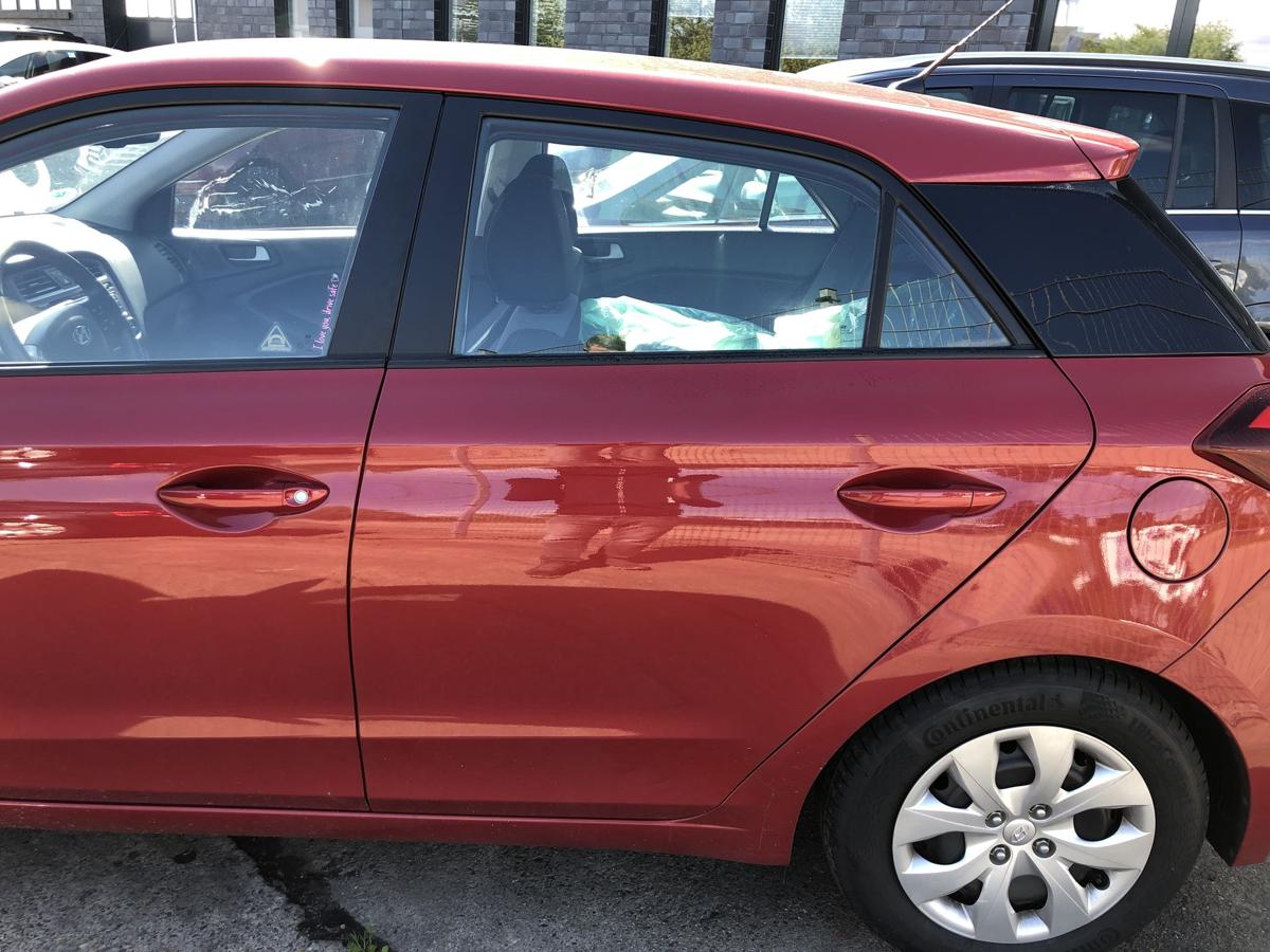 Hyundai i20 GB T&uuml;r hinten links Fondt&uuml;r nur 5 t&uuml;rer im Rohbau Passion Red OR