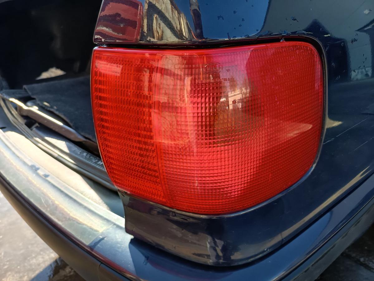 Audi 80 B4 8C original Rückleuchte rechts Heck/Schluss/Licht Limo Bj 1994
