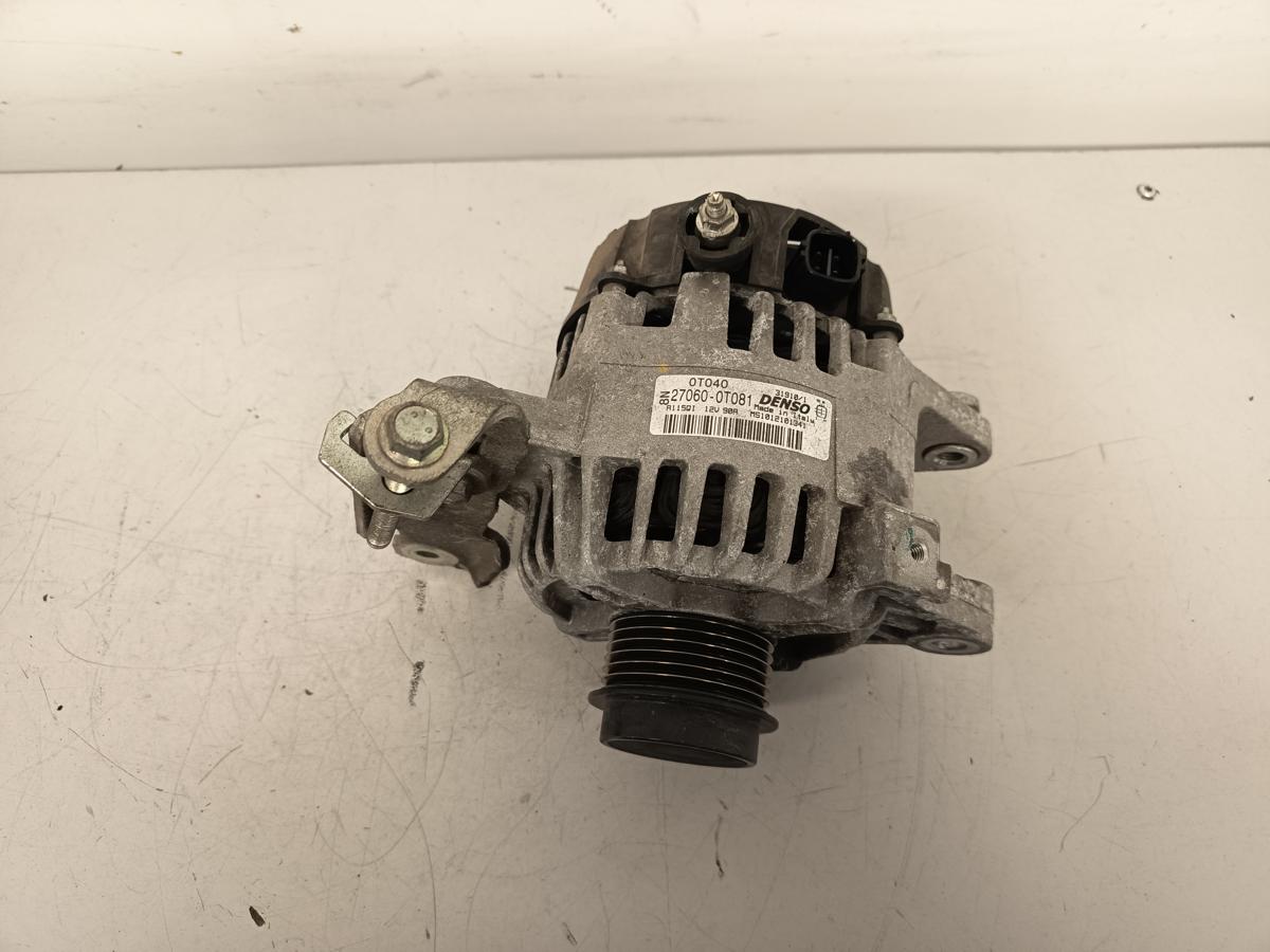 Toyota Auris E15 original Lichtmaschine 27060-0T081 90A Bj 2011