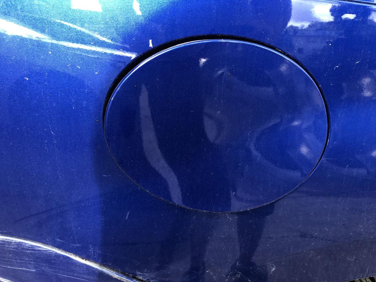 Mazda 5 CR ab 2008 Tankklappe Tankdeckel Tankverschluss 34J Aurora Blue