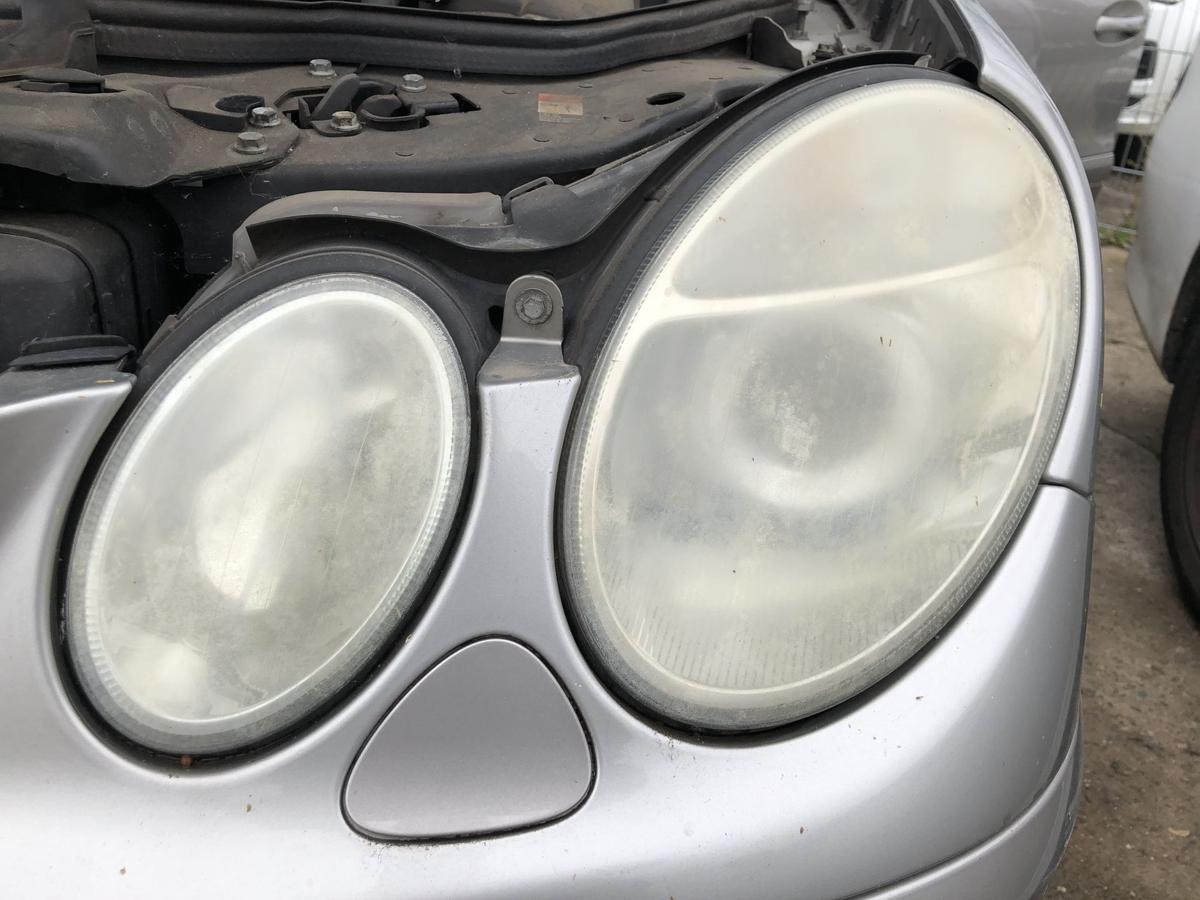 Mercedes W211 E Klasse Scheinwerfer links Xenon Frontscheinwerfer Trüb bis06