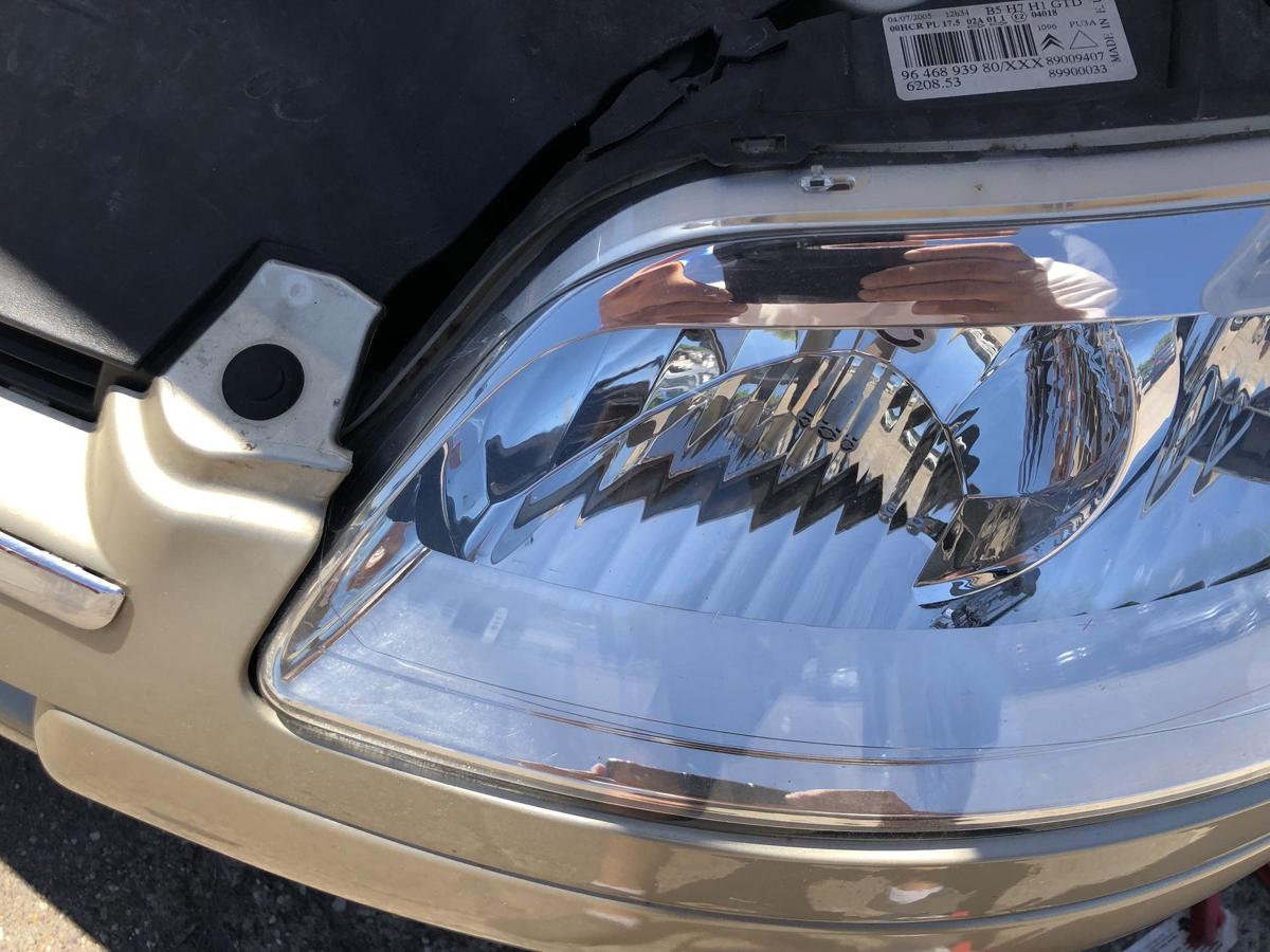 Citroen C4 Typ L Scheinwerfer links Hauptscheinwerfer Halogen Valeo OEM
