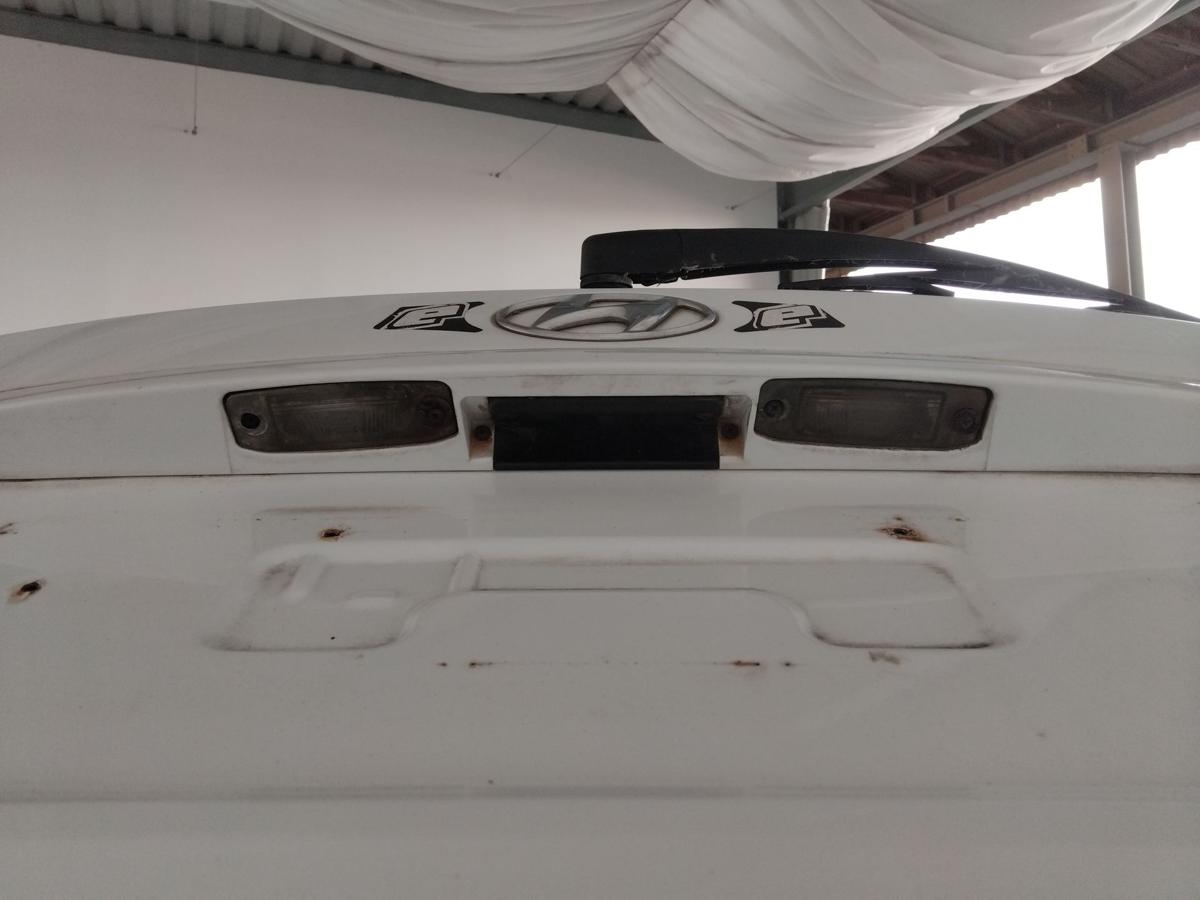 Hyundai i30 CW Kombi FD Heckklappe weiss 7F mit Heckscheibe BJ2010