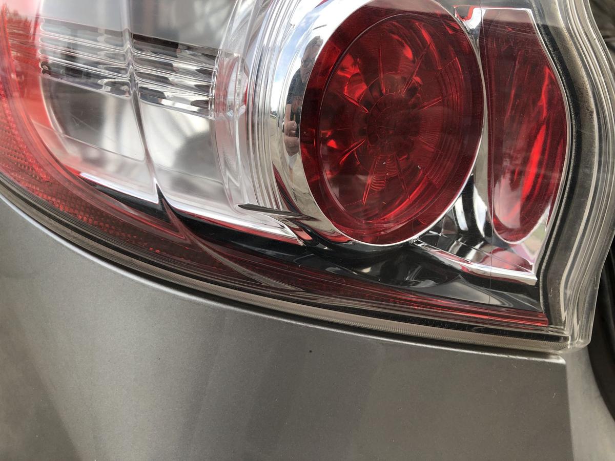 Mazda 3 Typ BL Rückleuchte außen links Rücklicht Heckleuchte nicht LED OEM