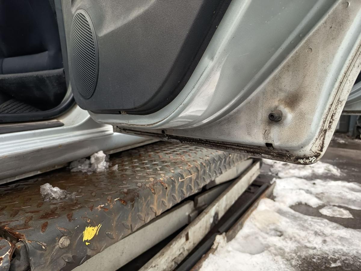 Hyundai Getz original T&uuml;r hinten rechts Fond 5S Space silver Bj 2005