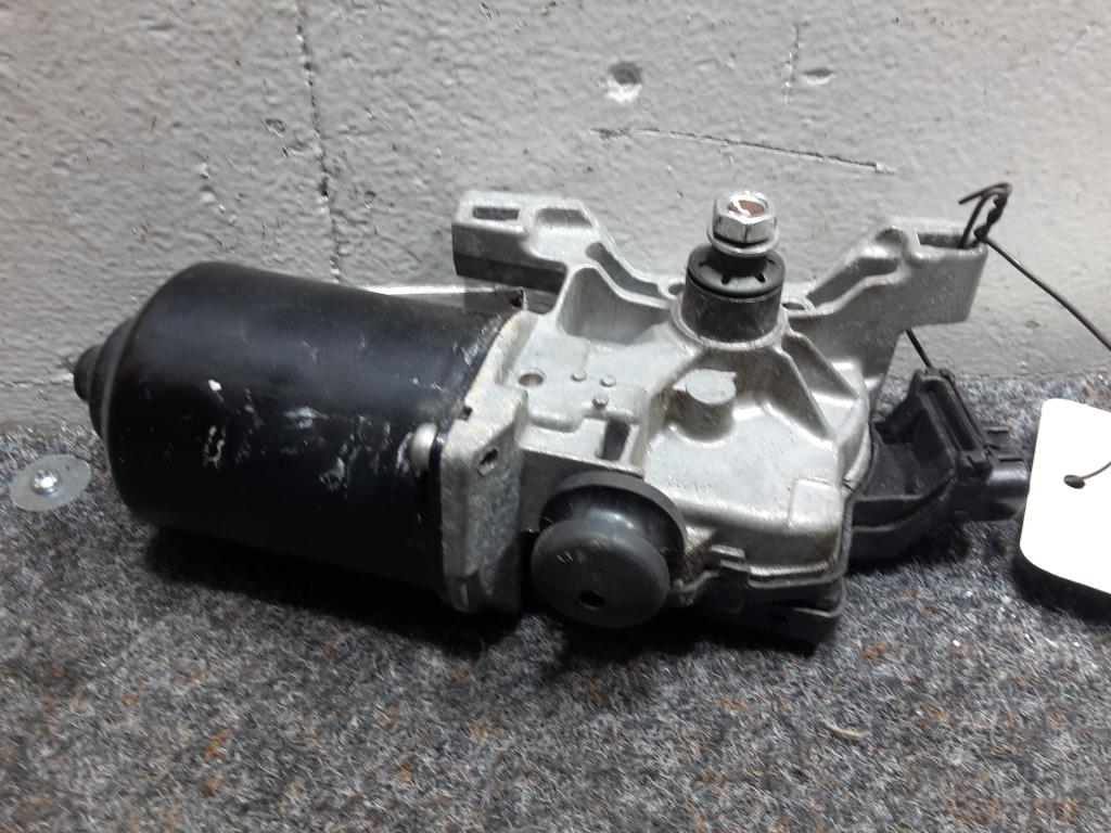 Mazda 6 GY BJ 2003 Wischermotor vorn Scheibenwischer 02-05