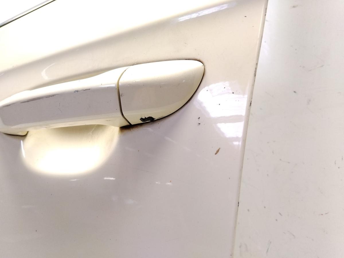 VW Passat 3C B6 T&uuml;r vorn links Fahrert&uuml;r hellelfenbein 115 Bj.2006