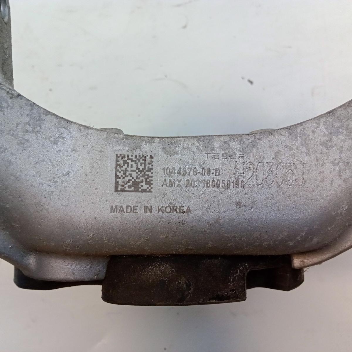 Tesla Model 3 RWD original Lagerbock Querlenker Vorderachse rechts Bj.2021