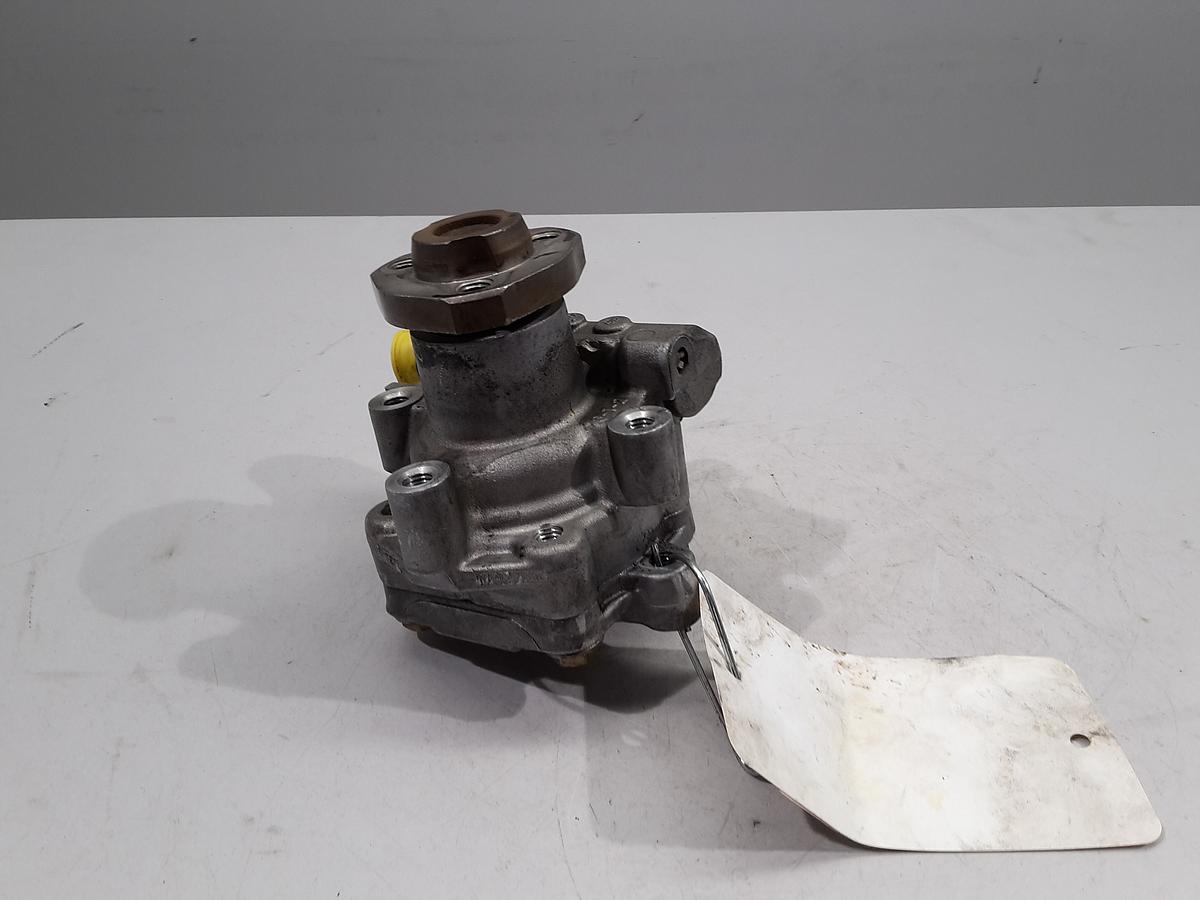 VW Golf IV 1J orig Servopumpe Hydraulikpumpe Bj 2000 1.4l 55KW