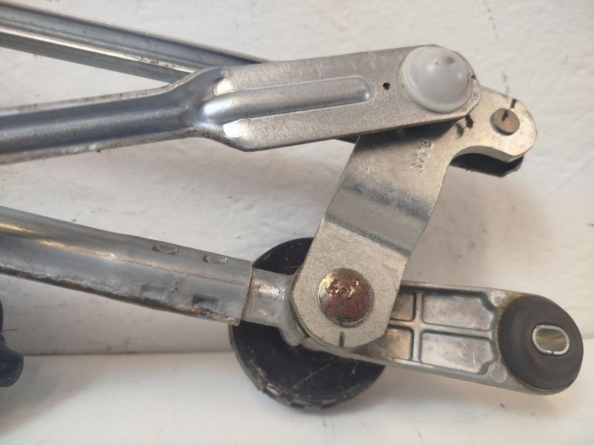 Nissan Leaf ZE1 40kWh Wischergest&auml;nge vorn mit Wischermotor Scheibenwischer