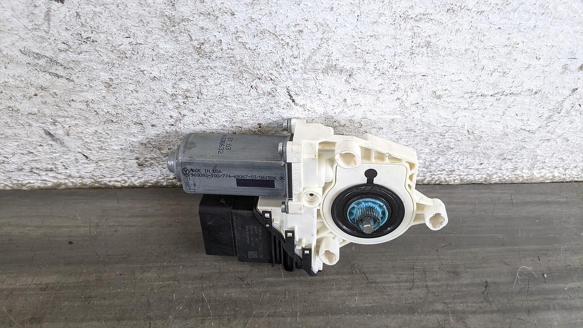 VW Jetta 1K2 Fensterhebermotor hinten rechts Motor 1K5839402G