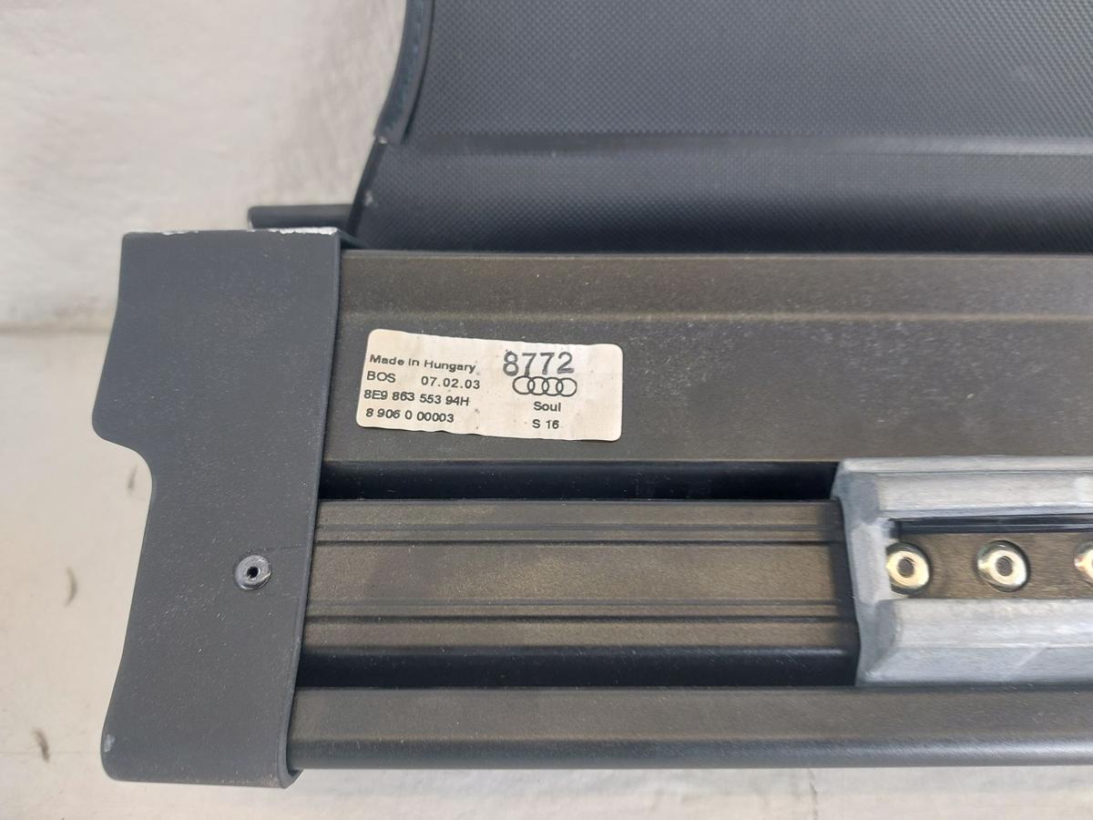 Audi A4 8E B6 Avant Laderaumrollo Rollo Kofferraum mit Trennnetz Farbe 94H