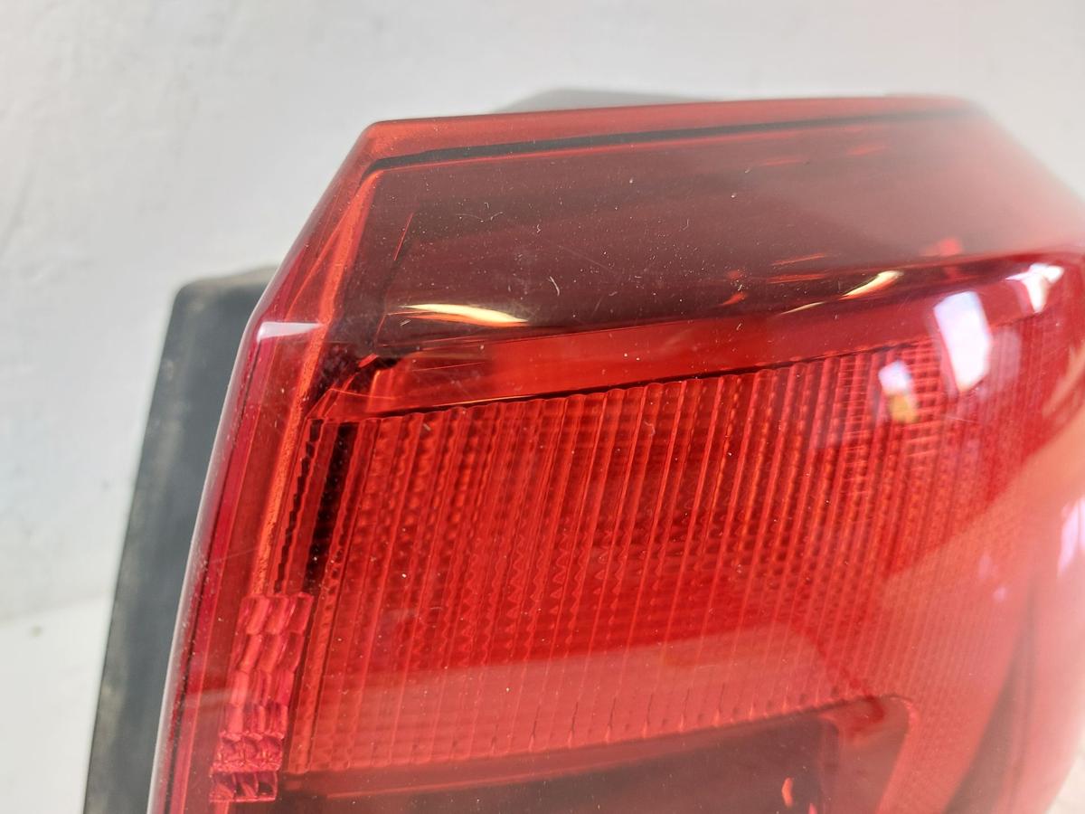 Opel Astra K B16 Caravan Rückleuchte rechts außen Ecke Rücklicht kein LED OEM