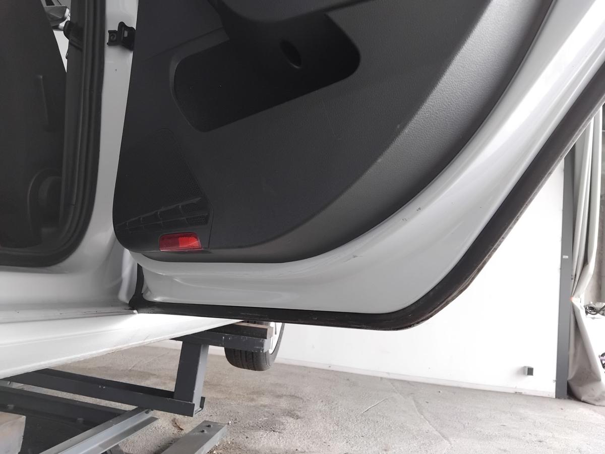 VW Golf 7 Tür hinten rechts LB9Z White Silver Metallic 5-türig Fließheck BJ2017