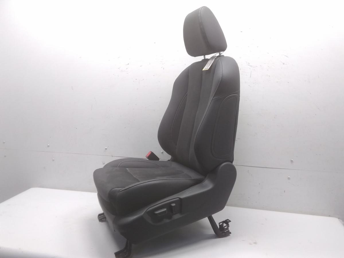 Mitsubishi Eclipse Cross Sitz vorn links Fahrersitz beheizt Bj.2024