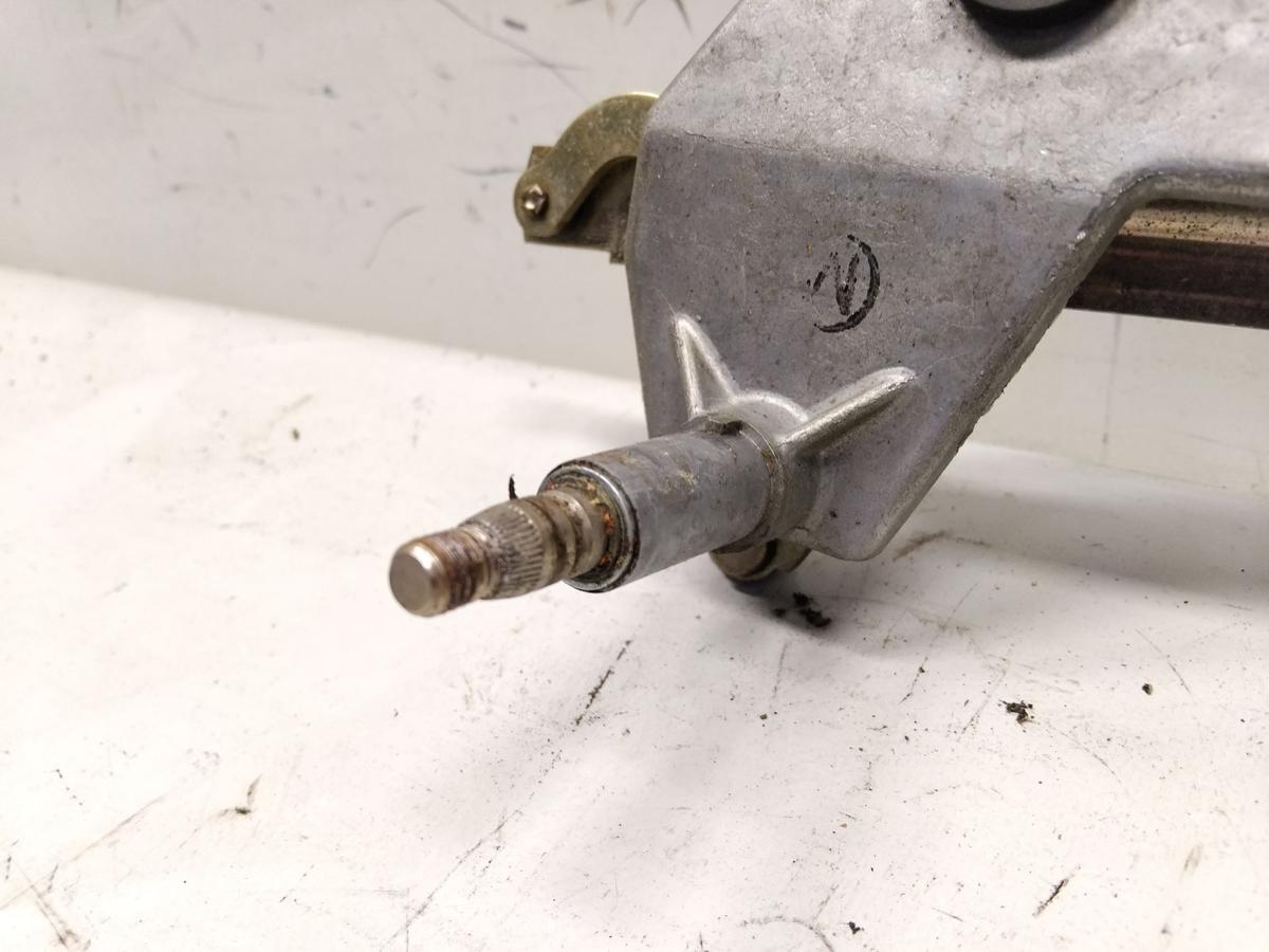 Volvo V70 1 Kombi original Heckwischermotor 0390201409 mit Gest&auml;nge BJ1999