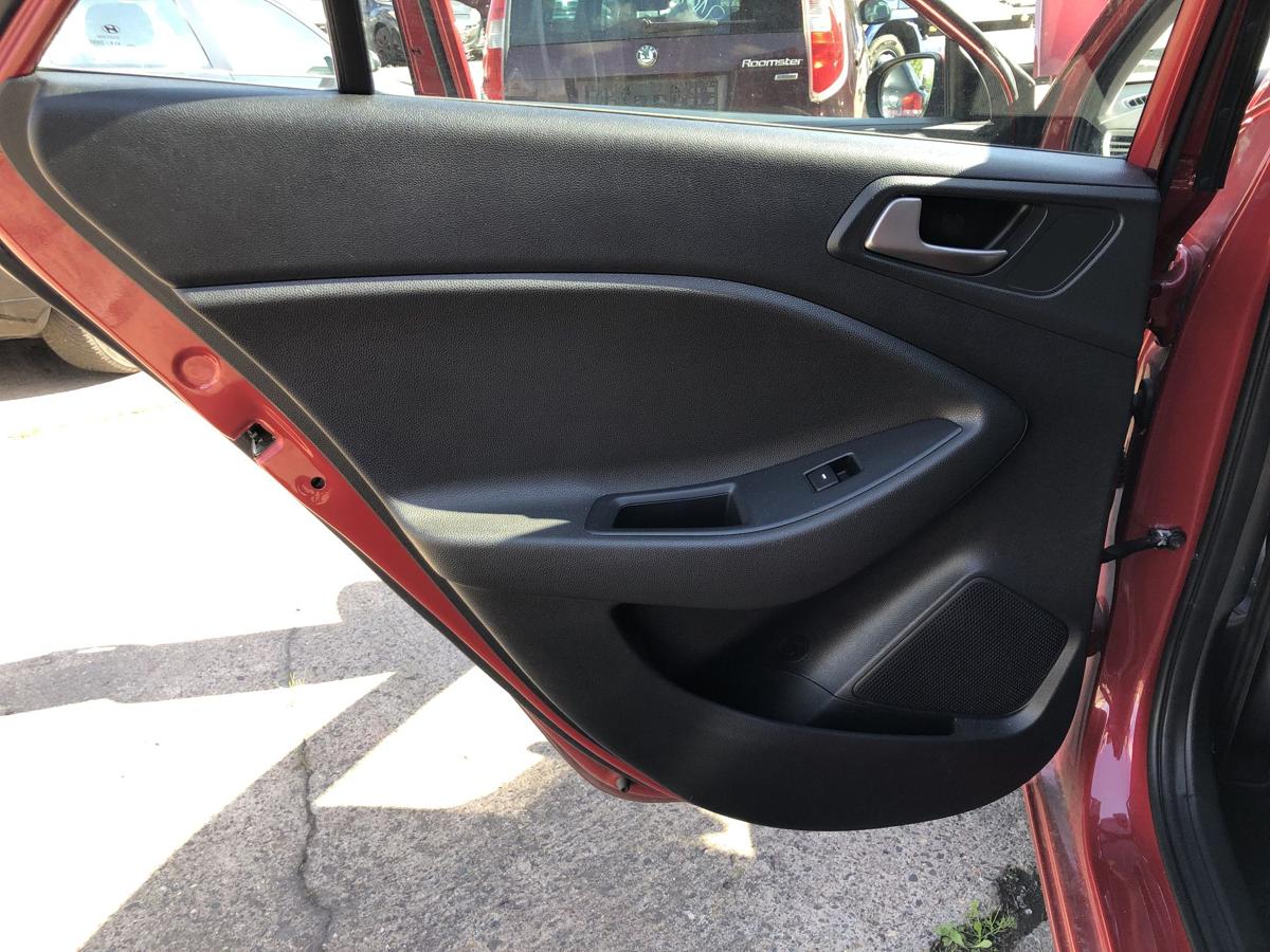 Hyundai i20 GB T&uuml;rverkleidung hinten links Innenverkleidung T&uuml;r EFH OEM
