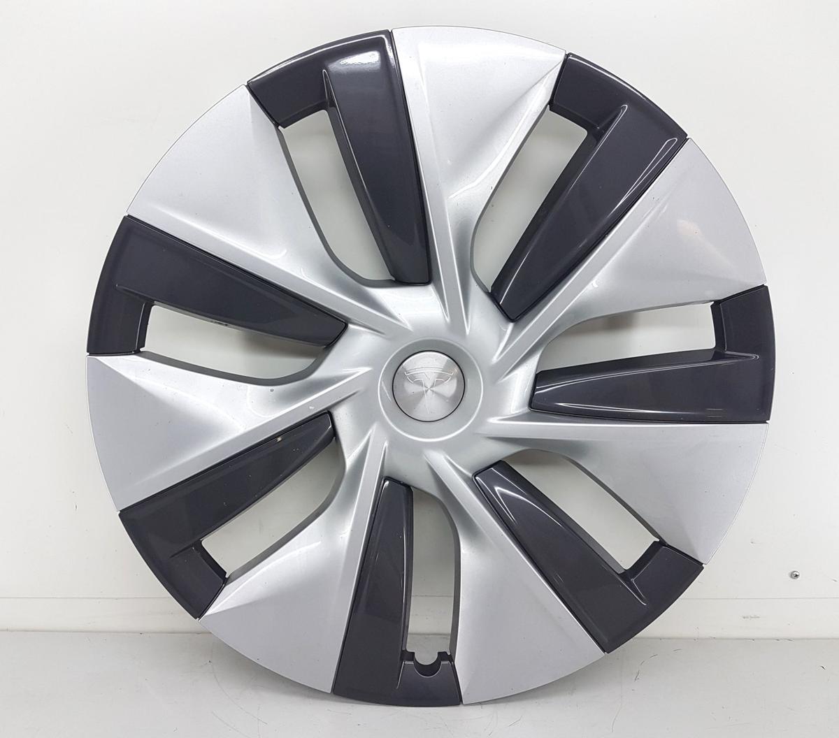 Tesla Model Y Satz Radkappen Radzierblenden 19 Zoll Bj2022 1044235-00-C