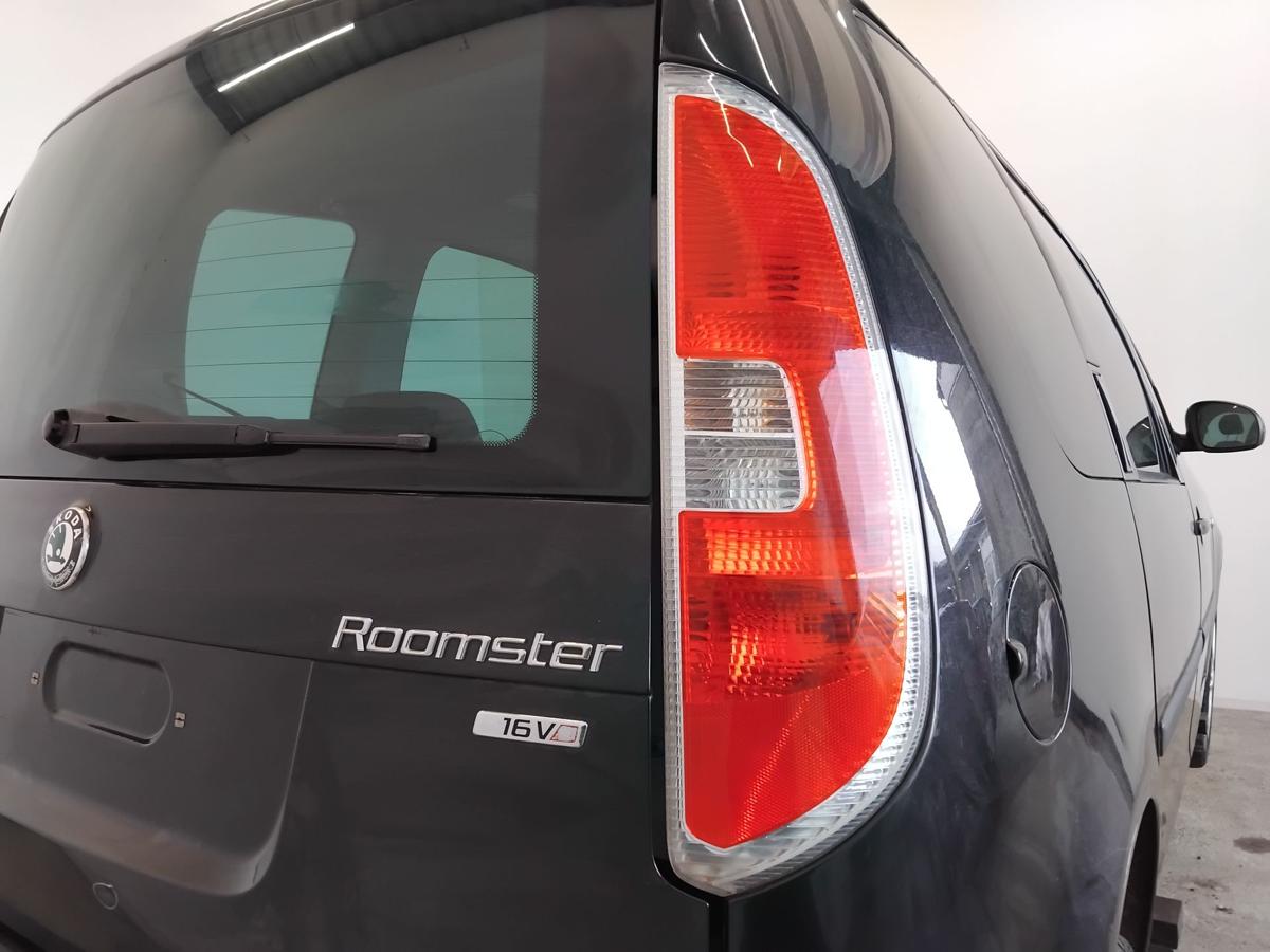 Skoda Roomster 5J original R&uuml;ckleuchte Heckleuchte rechts BJ2008