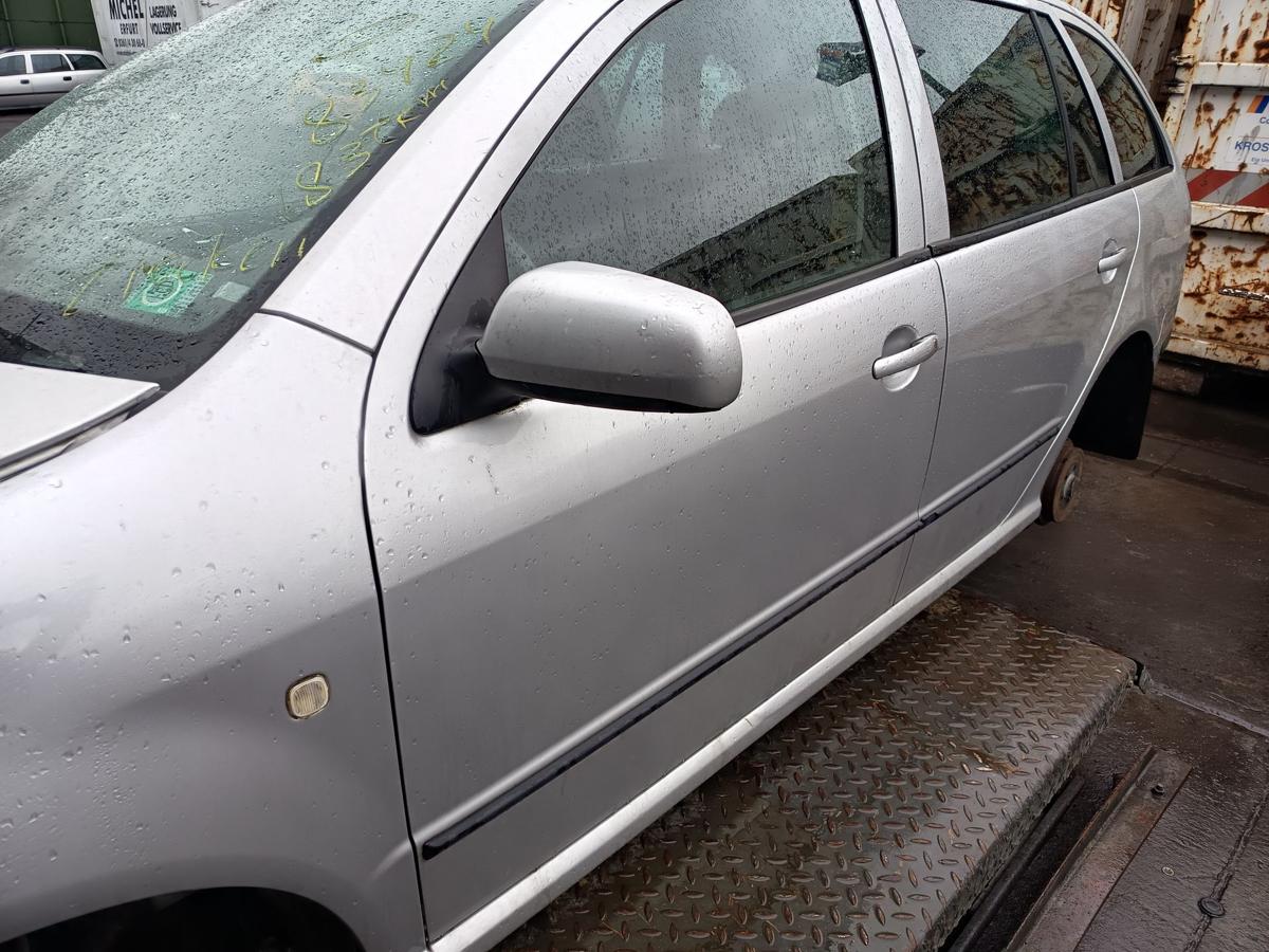 Skoda Fabia I 6Y original T&uuml;r vorn links Fahrer F7T Diamantsilber Bj 2005