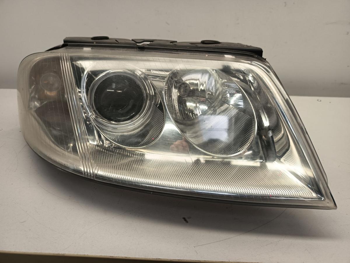 VW Passat 3B Scheinwerfer vorn rechts Beifahrer Halogen Hella Bj 2003
