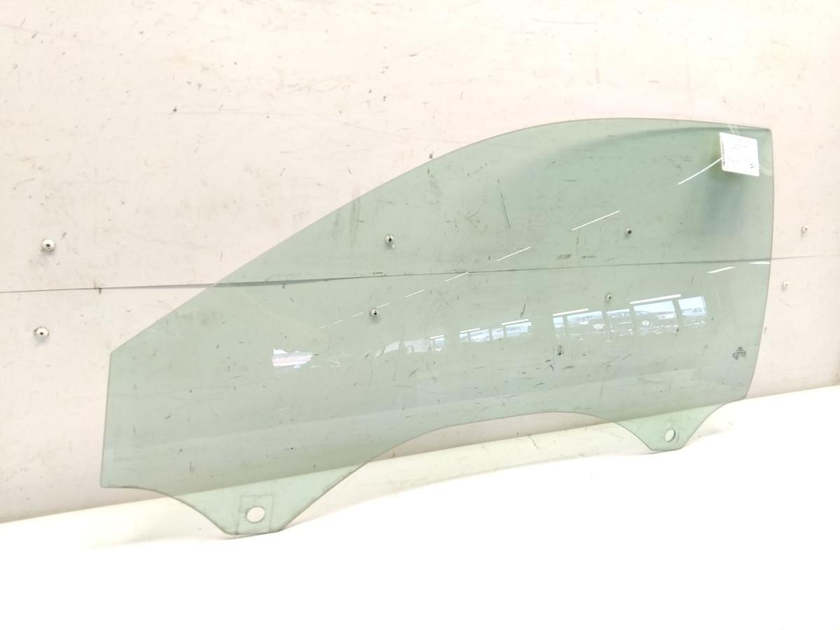 Audi A3 8P Türscheibe vorn links 3-Türer grüncolor Bj.2009