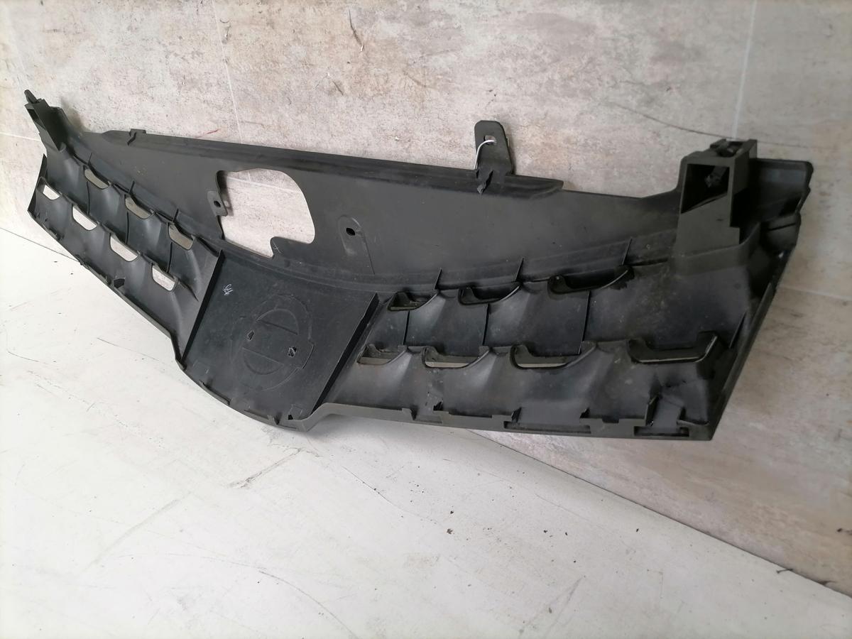 Nissan Note E11 Kühlergrill Frontgrill vorn BJ05-07