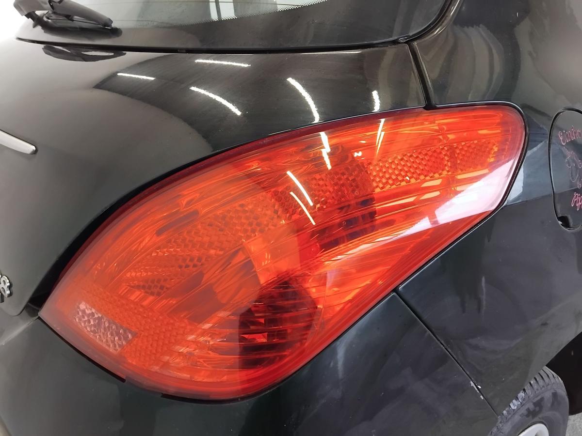 Peugeot 308 I original R&uuml;ckleuchte Schlussleuchte rechts Flie&szlig;heck BJ2011