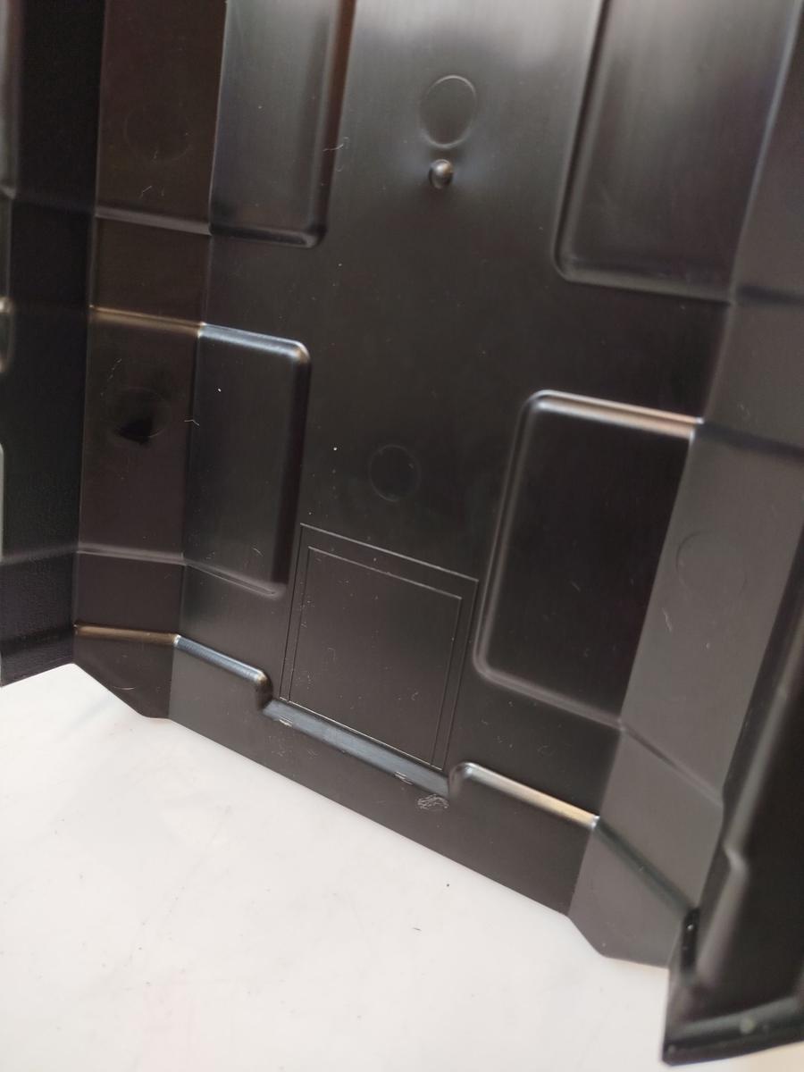 Mitsubishi Eclipse Cross GK0 ab21 Abdeckung Verkleidung Endstufe Audioverst&auml;rker