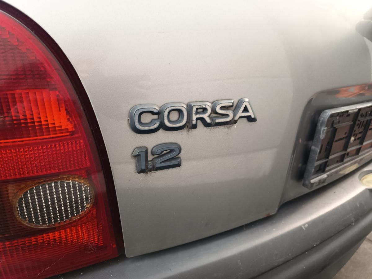 Opel Corsa B S93 Bj 1996 original Heckklappe mit Scheibe Z140-graumet.