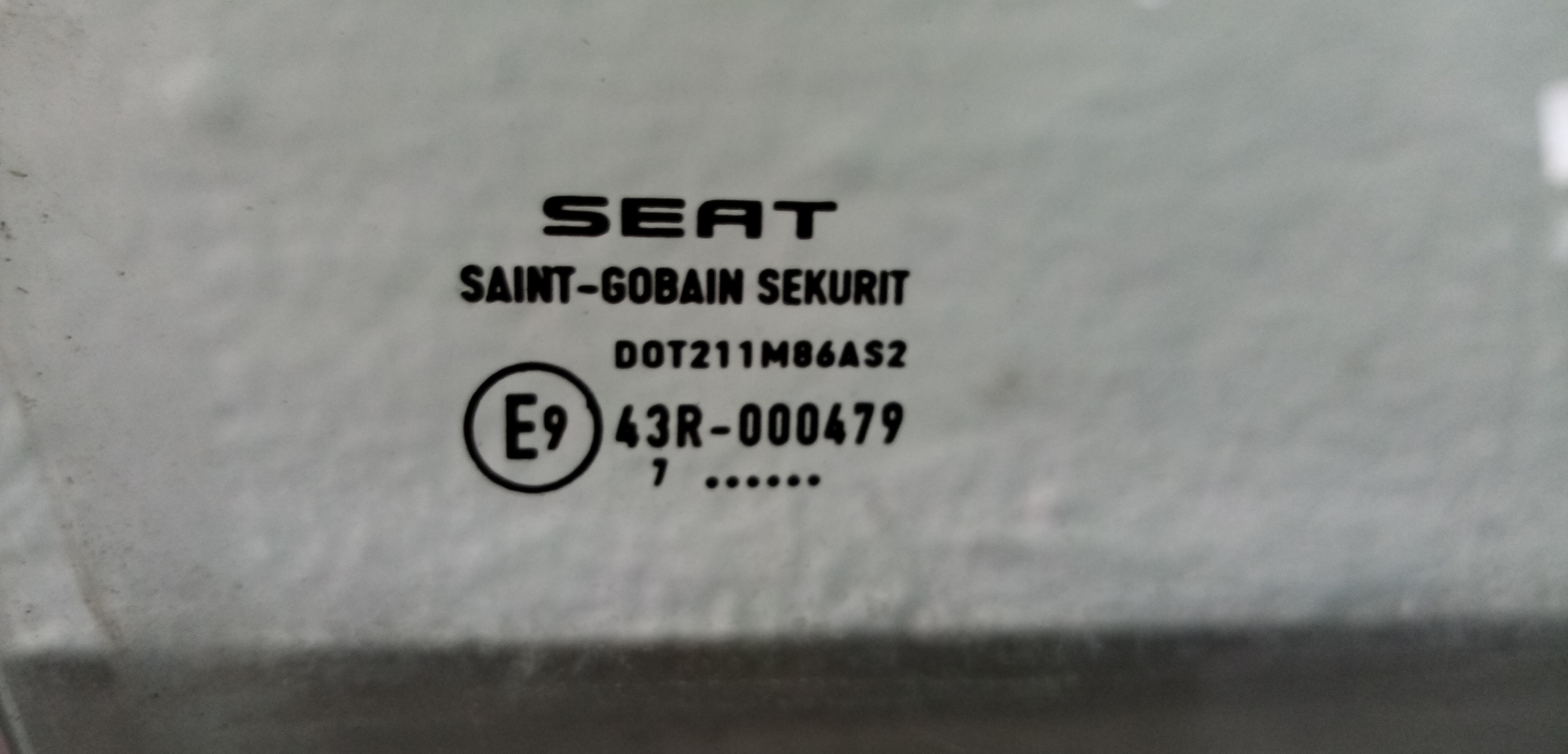 Seat Altea XL 5P Bj.08 Türscheibe Seitenscheibe vorn rechts color